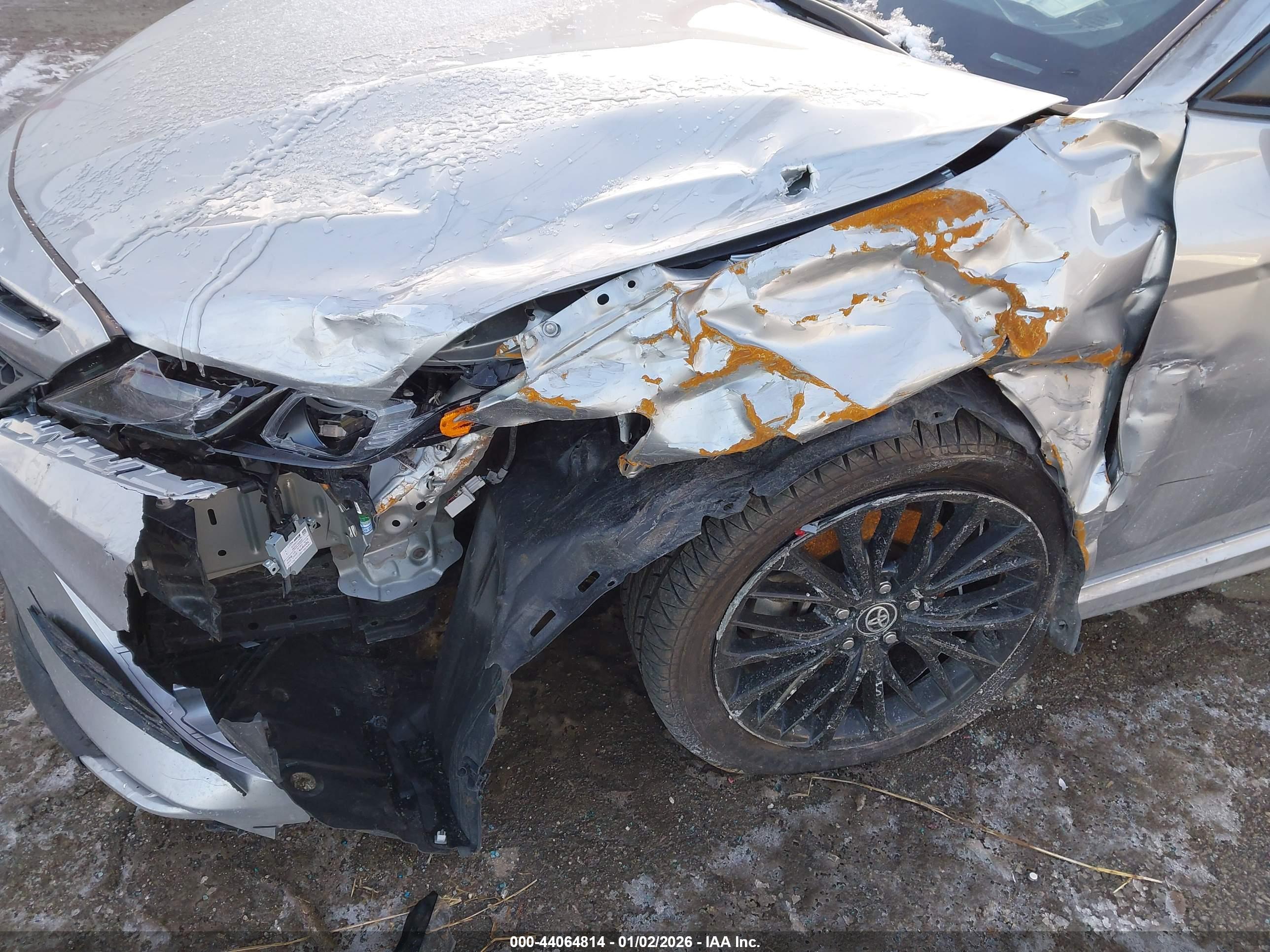 TOYOTA CAMRY image 6