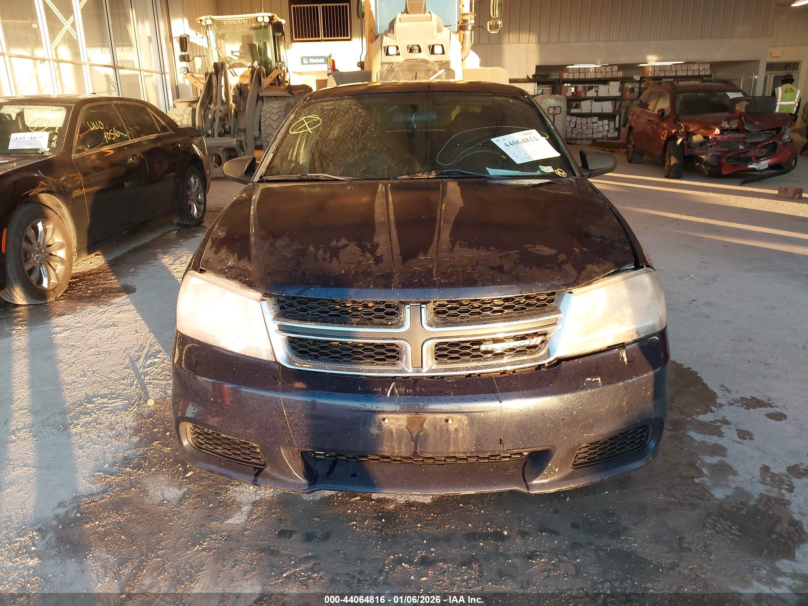 DODGE AVENGER image 6