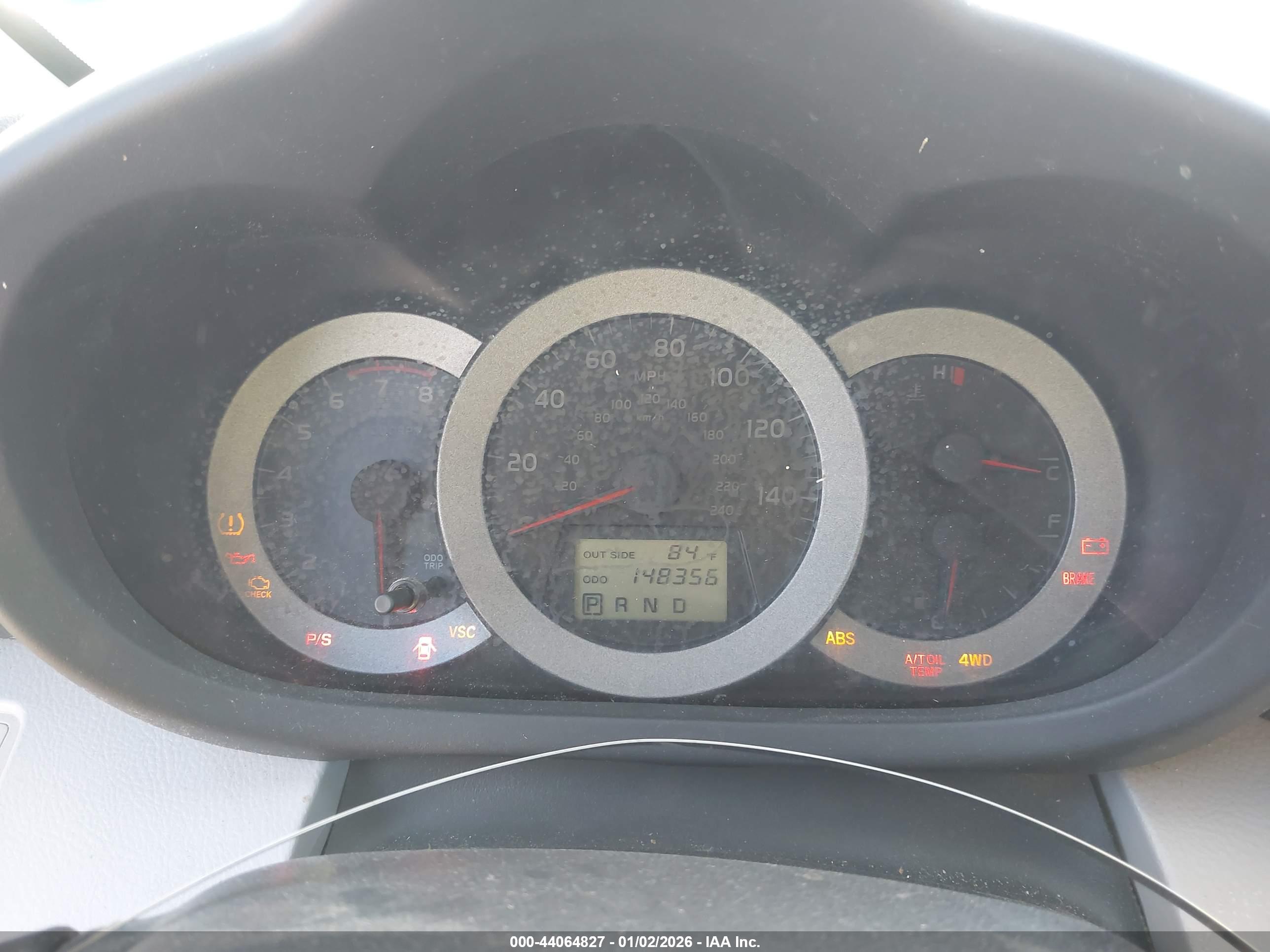 TOYOTA RAV4 image 7