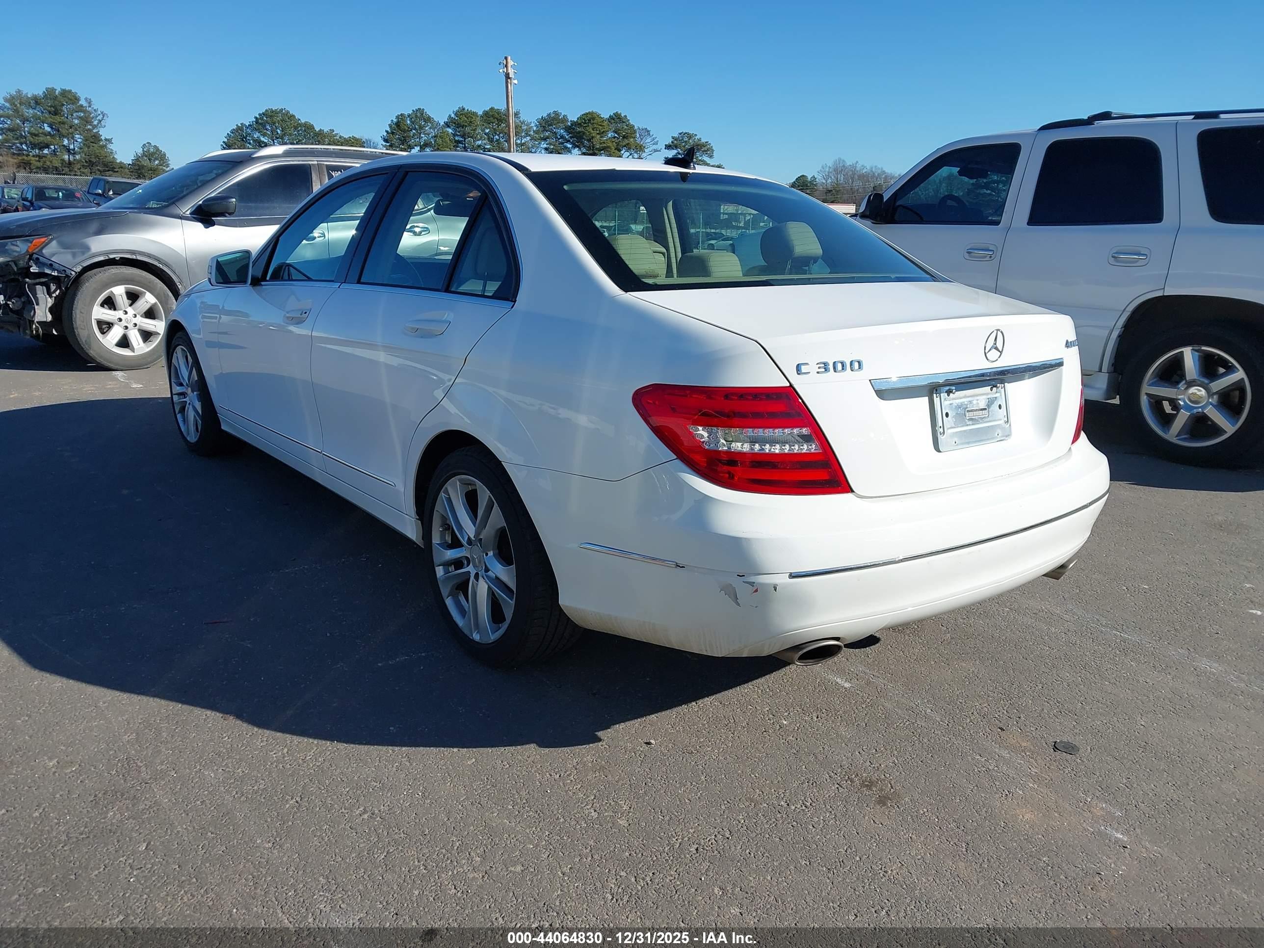 MERCEDES-BENZ C image 3