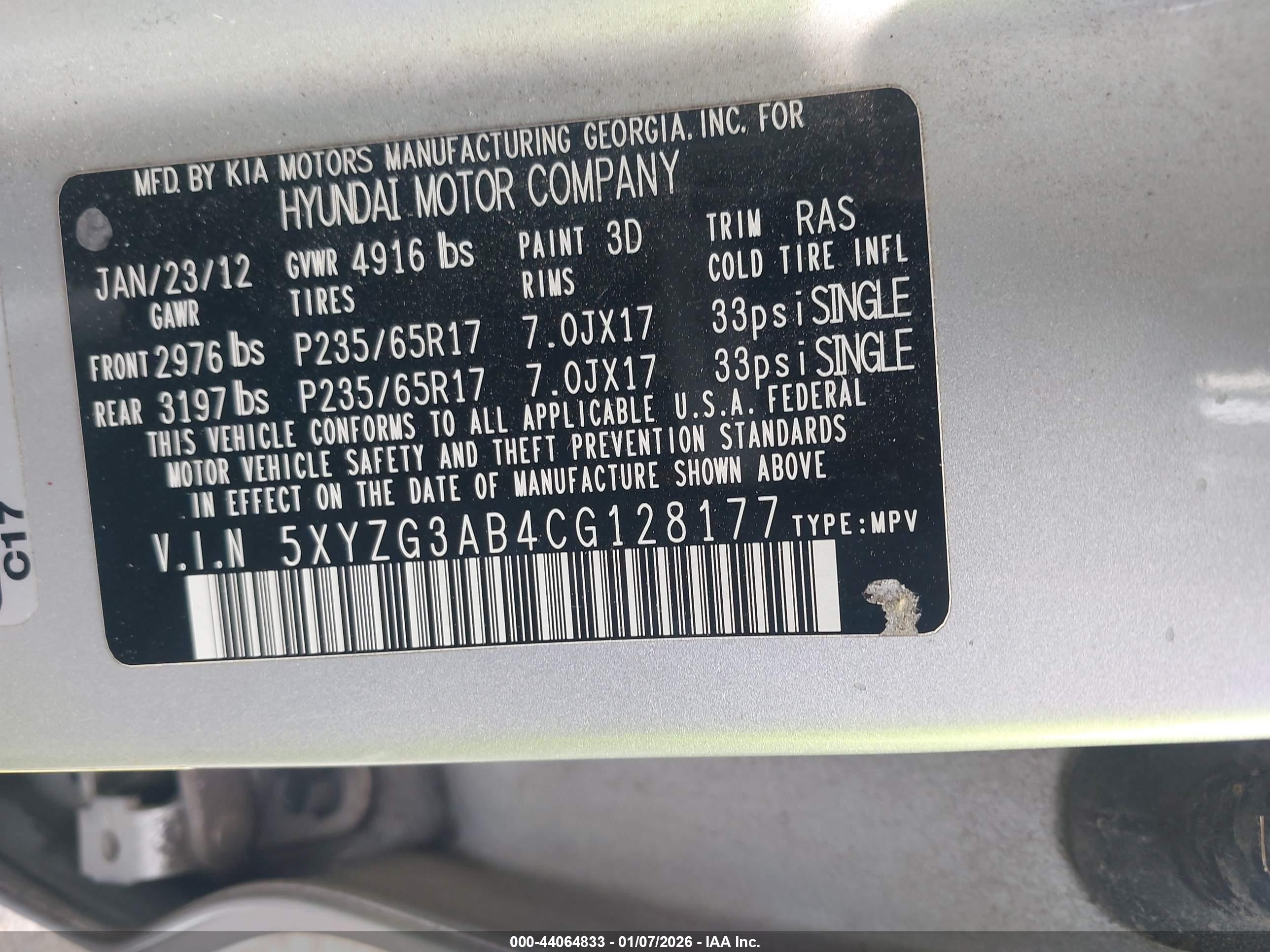 HYUNDAI SANTA image 9