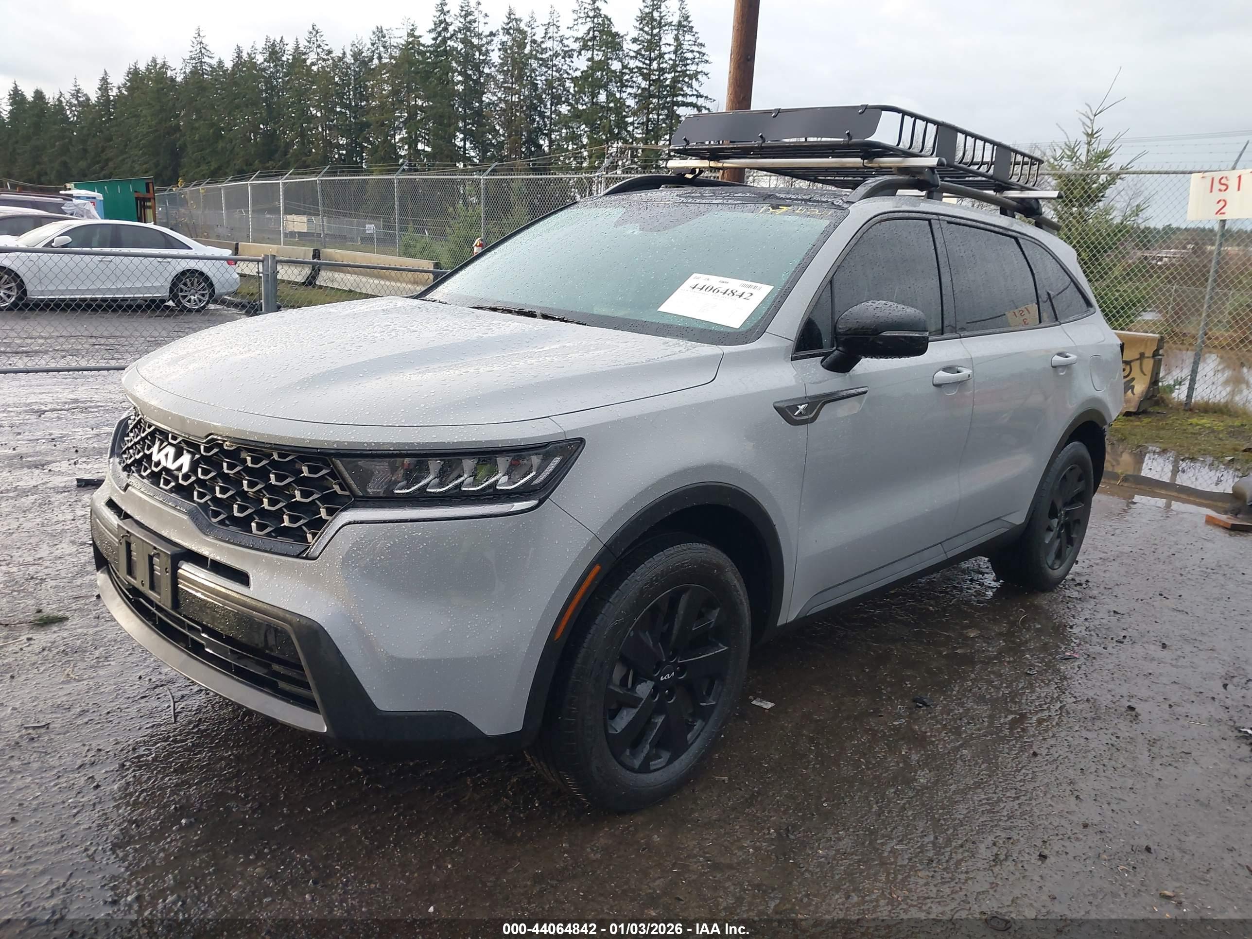 KIA SORENTO image 2