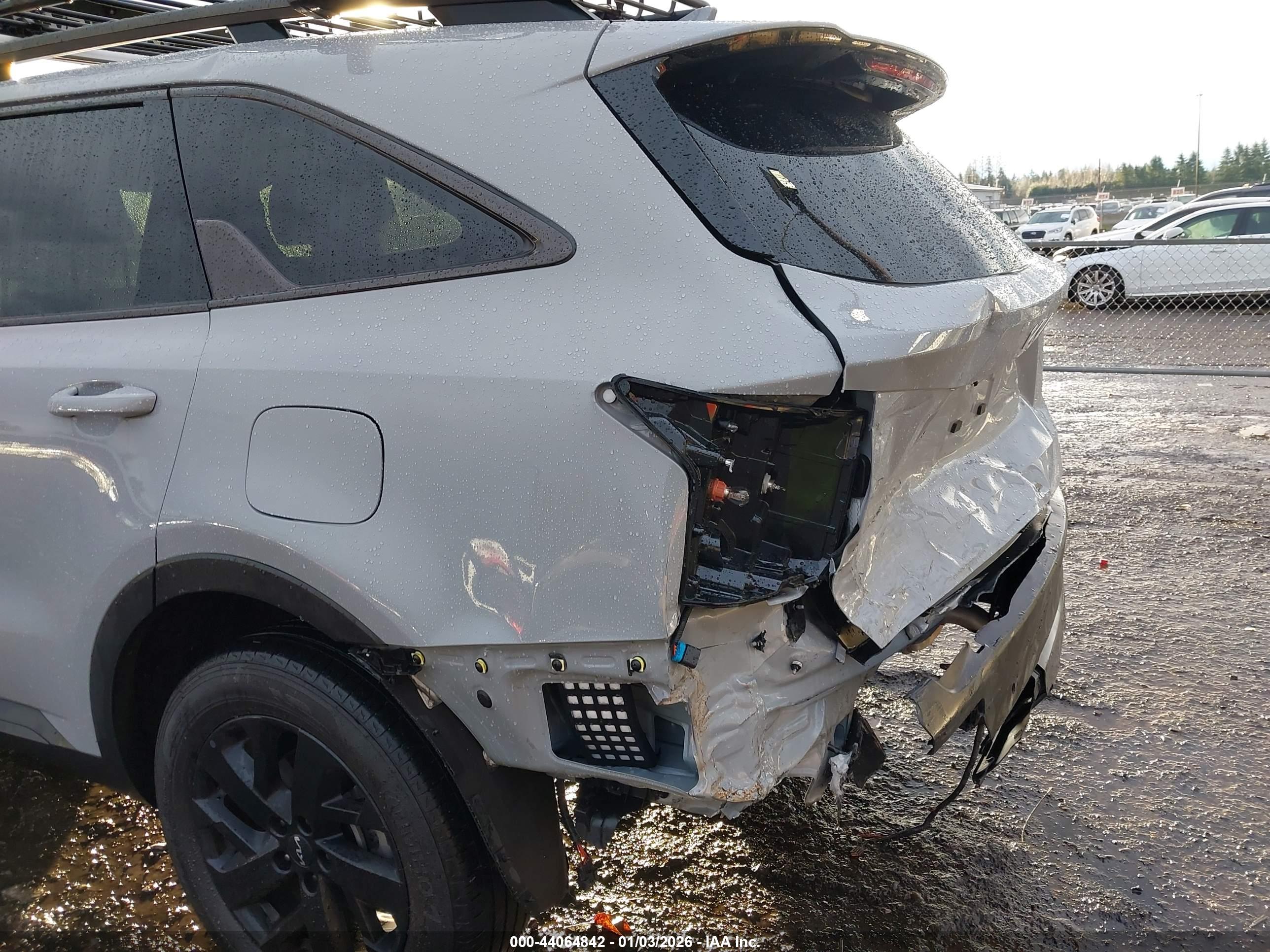 KIA SORENTO image 6
