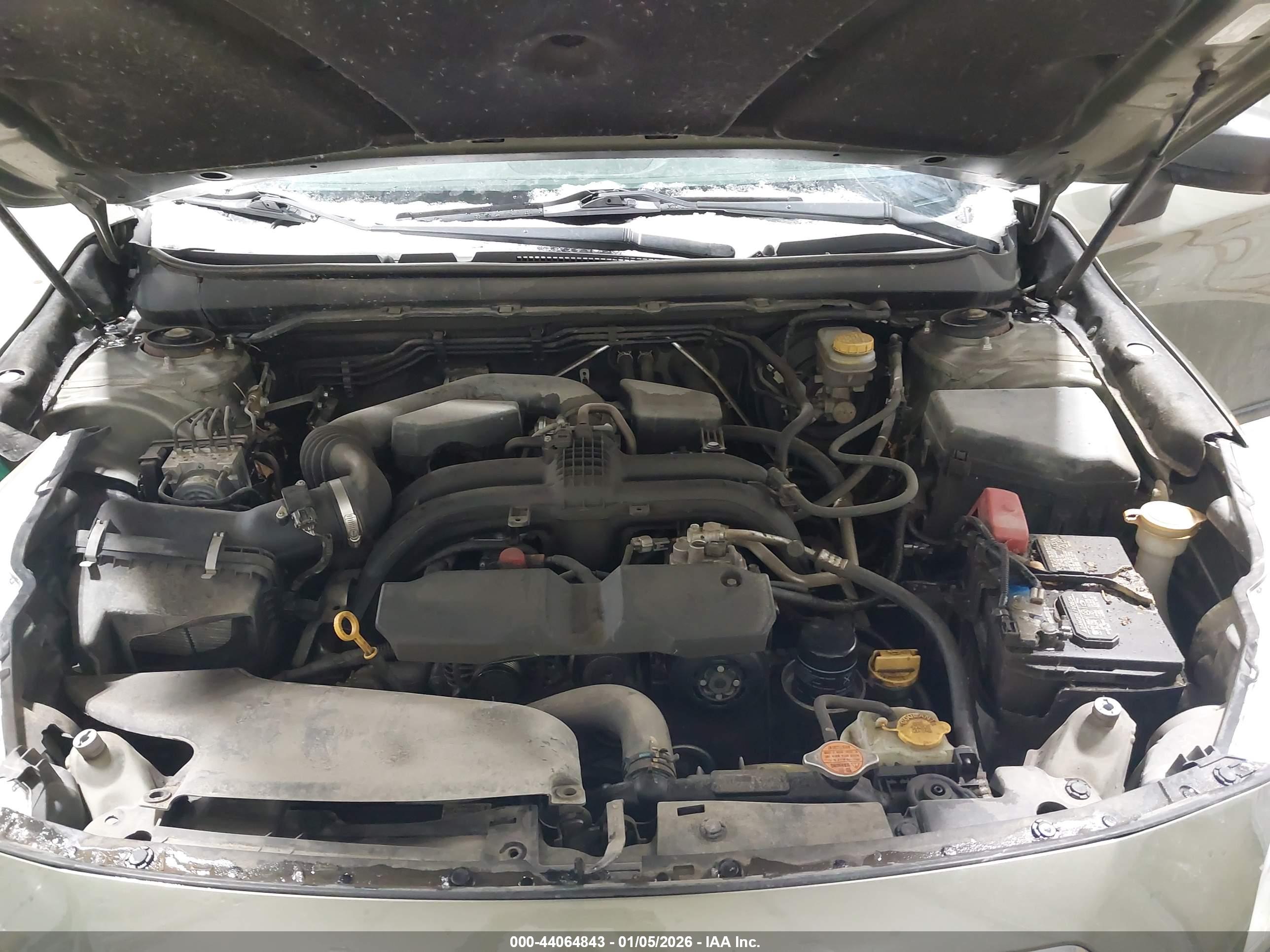 SUBARU OUTBACK image 10