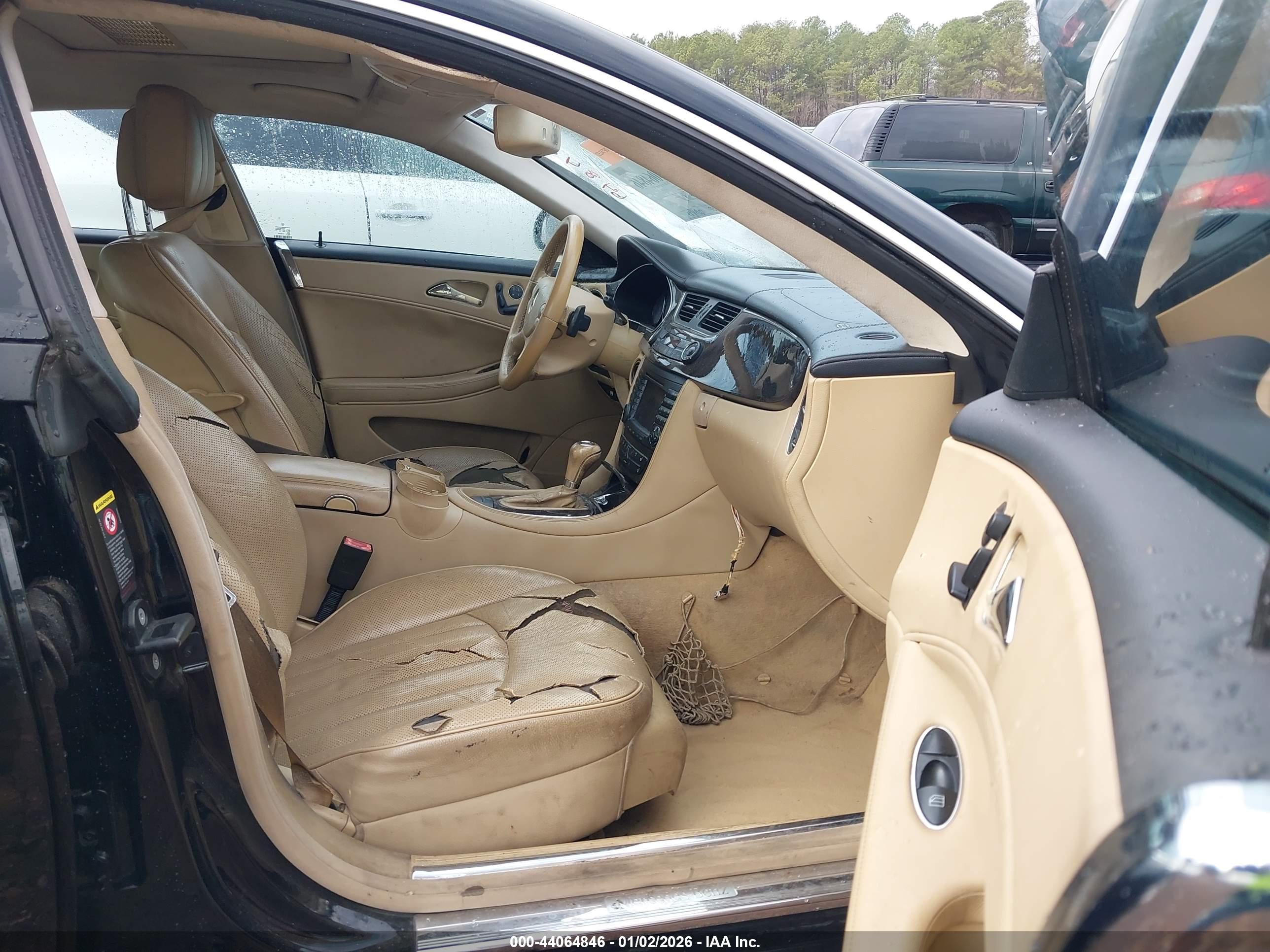 MERCEDES-BENZ CLS image 5