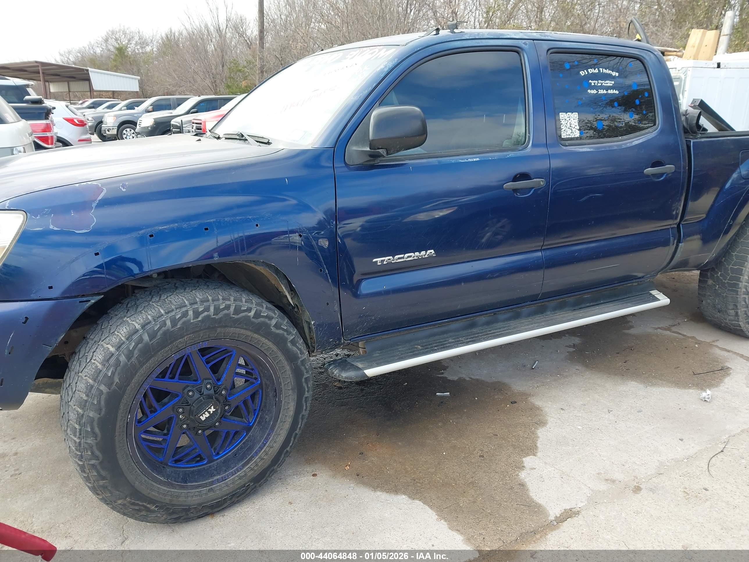 TOYOTA TACOMA image 6