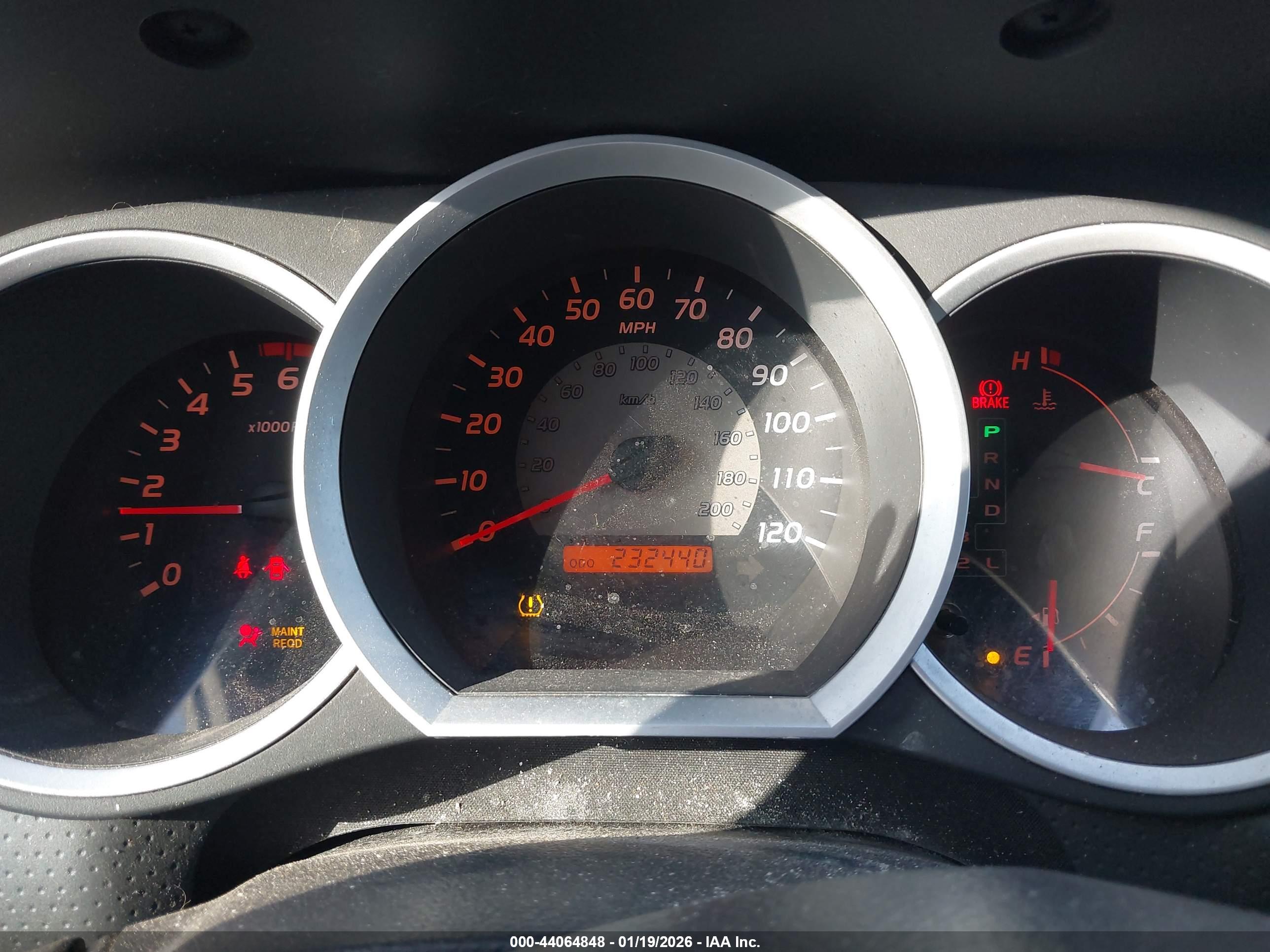 TOYOTA TACOMA image 7