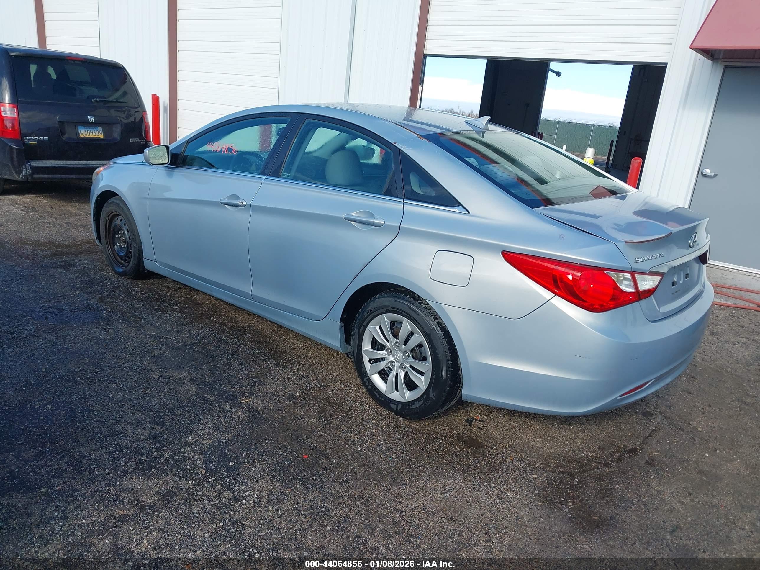 HYUNDAI SONATA image 3