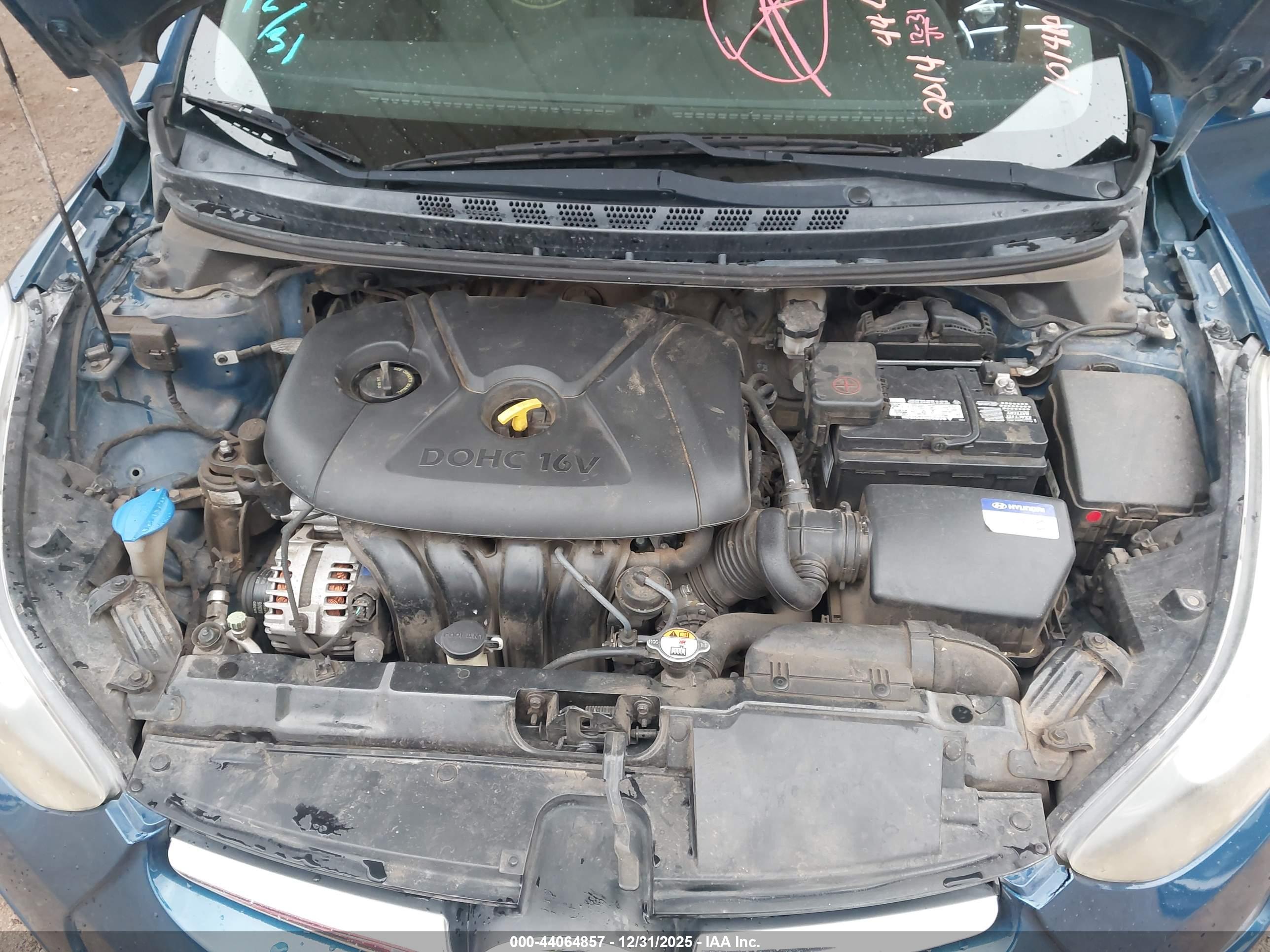 HYUNDAI ELANTRA image 10