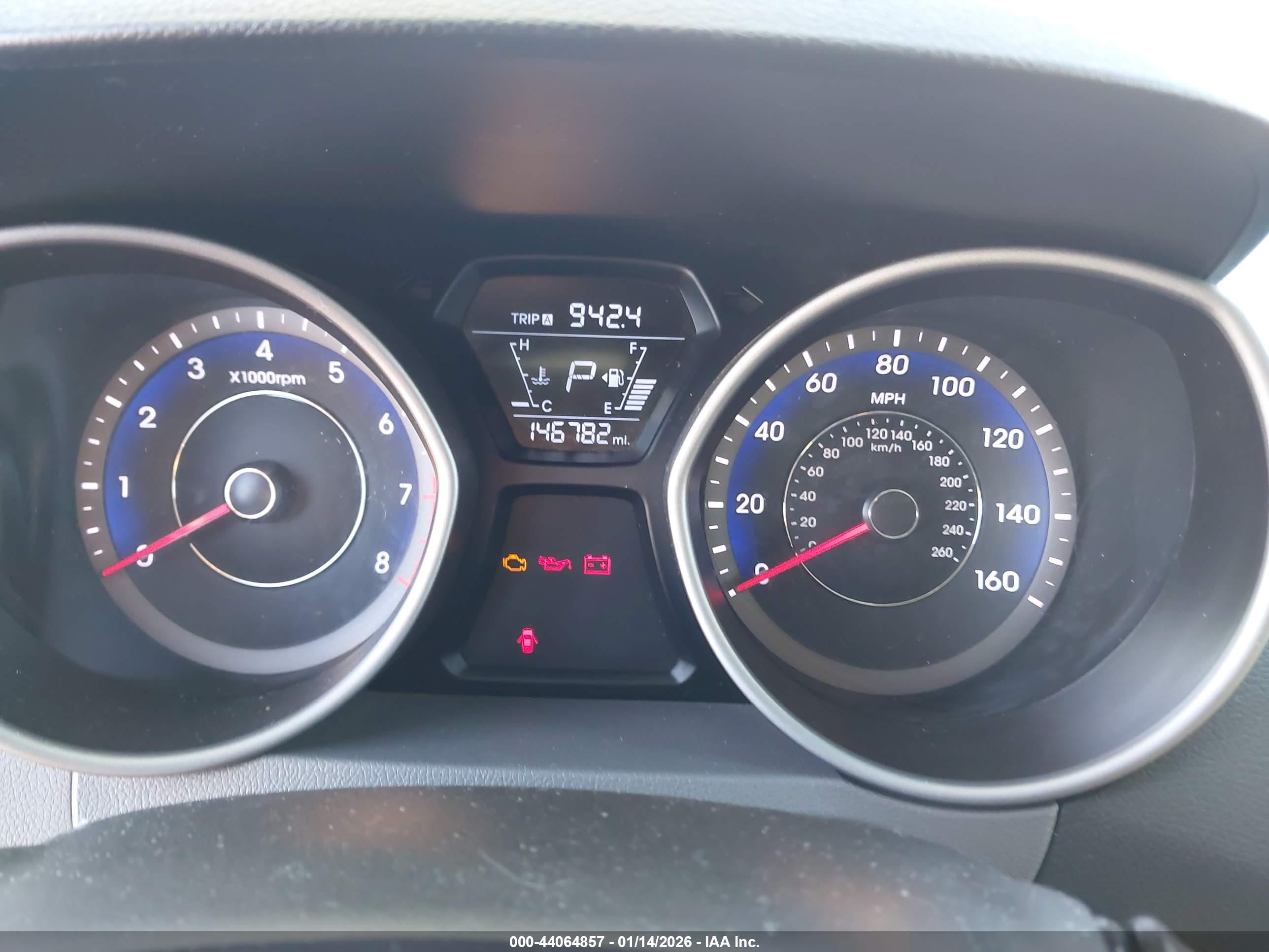 HYUNDAI ELANTRA image 7