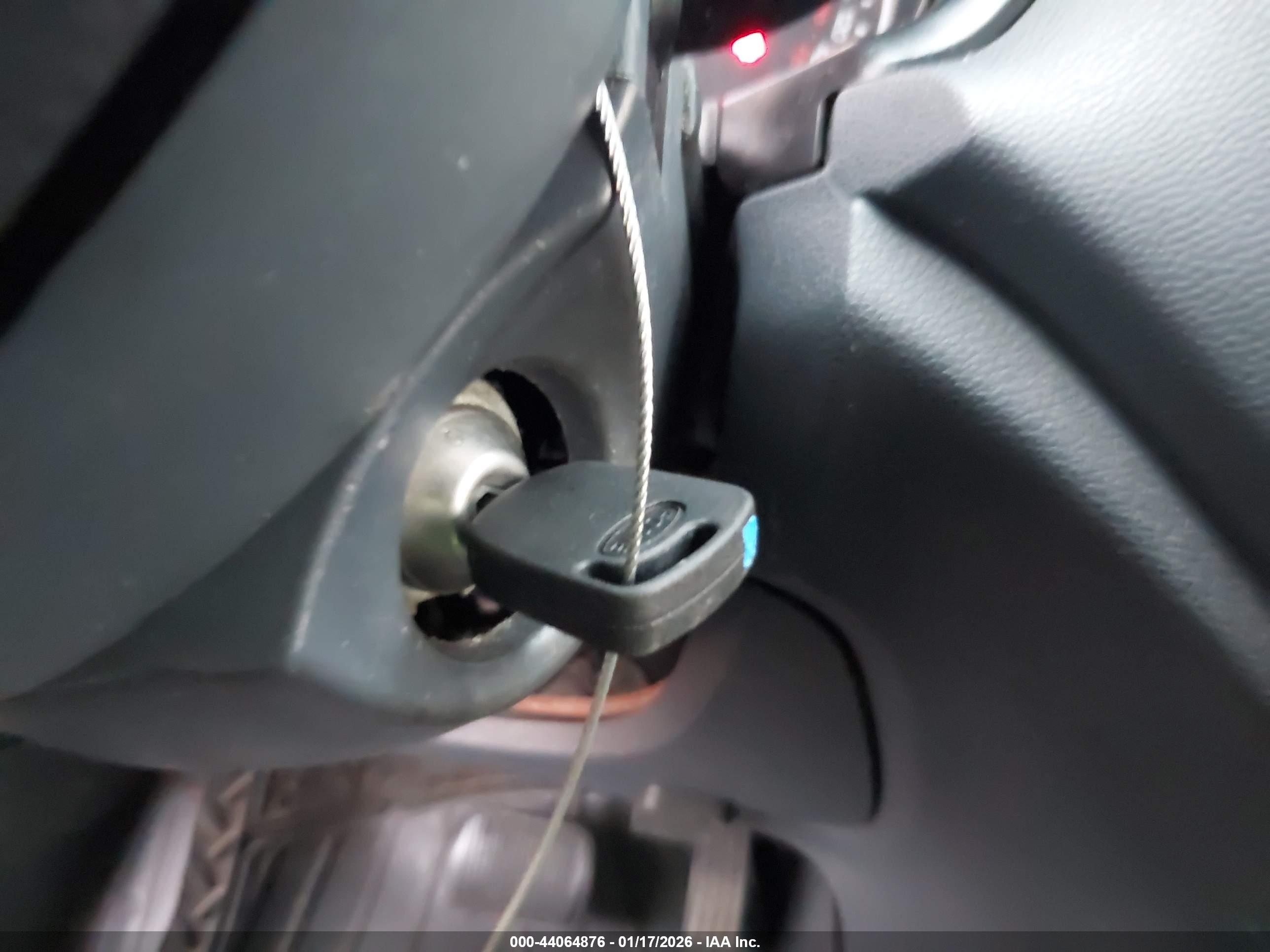 FORD TRANSIT image 11