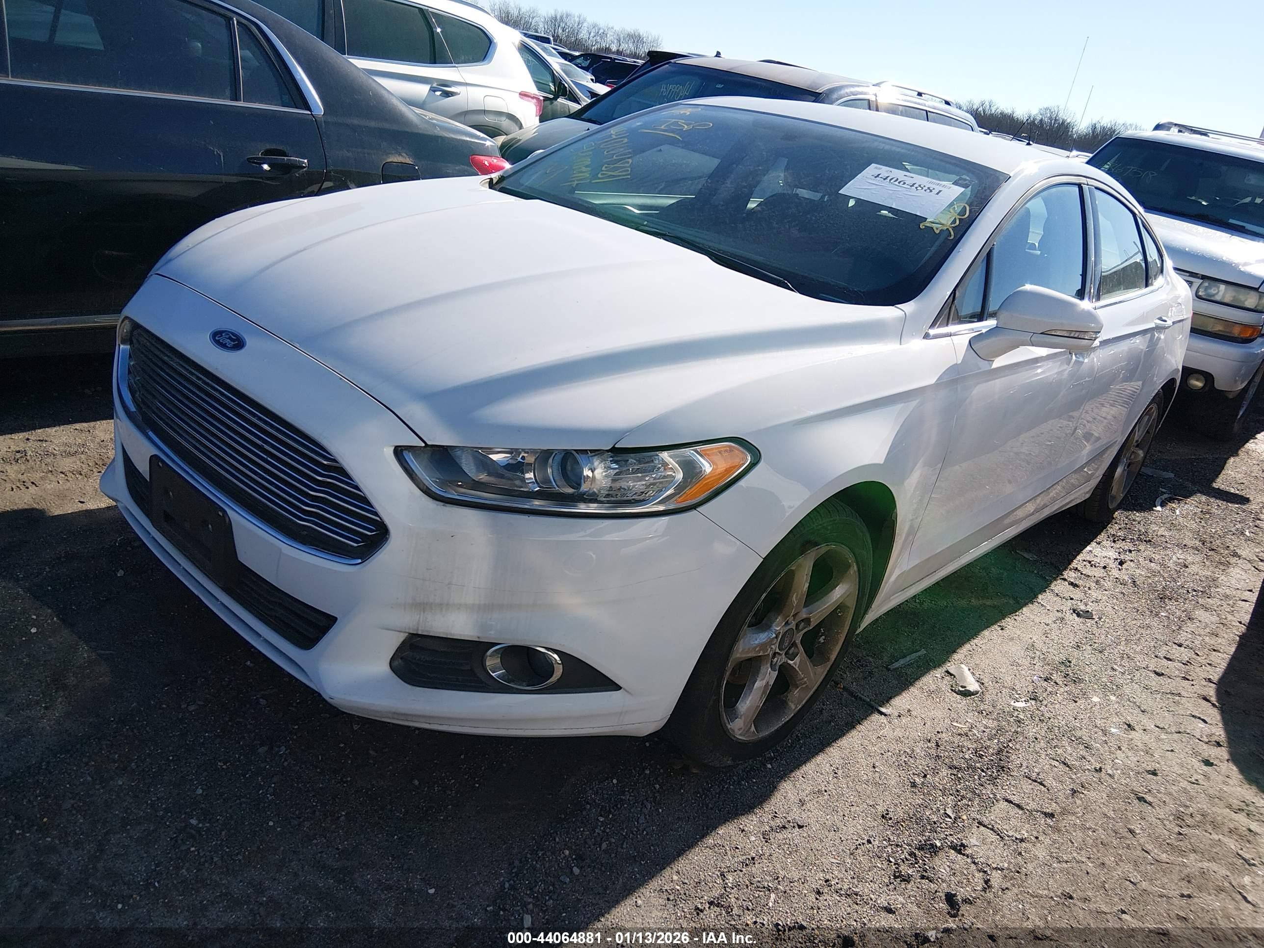 FORD FUSION image 2