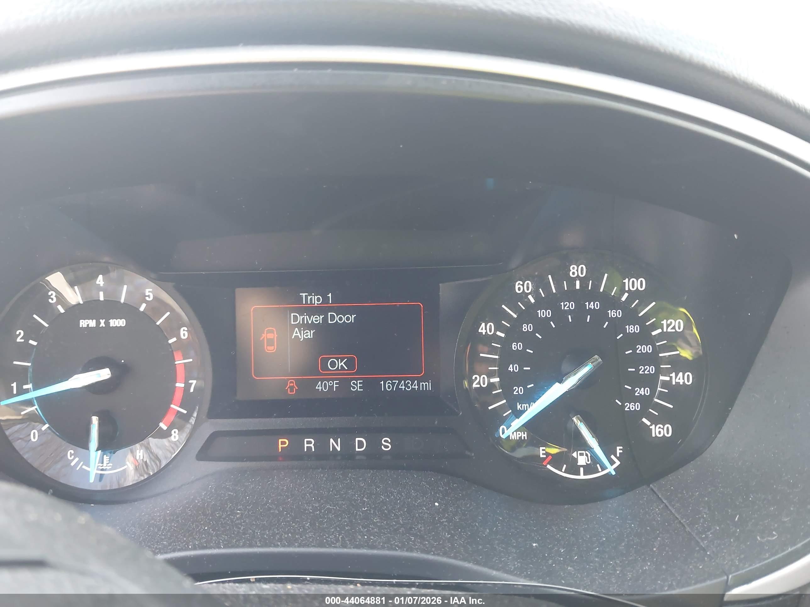 FORD FUSION image 7