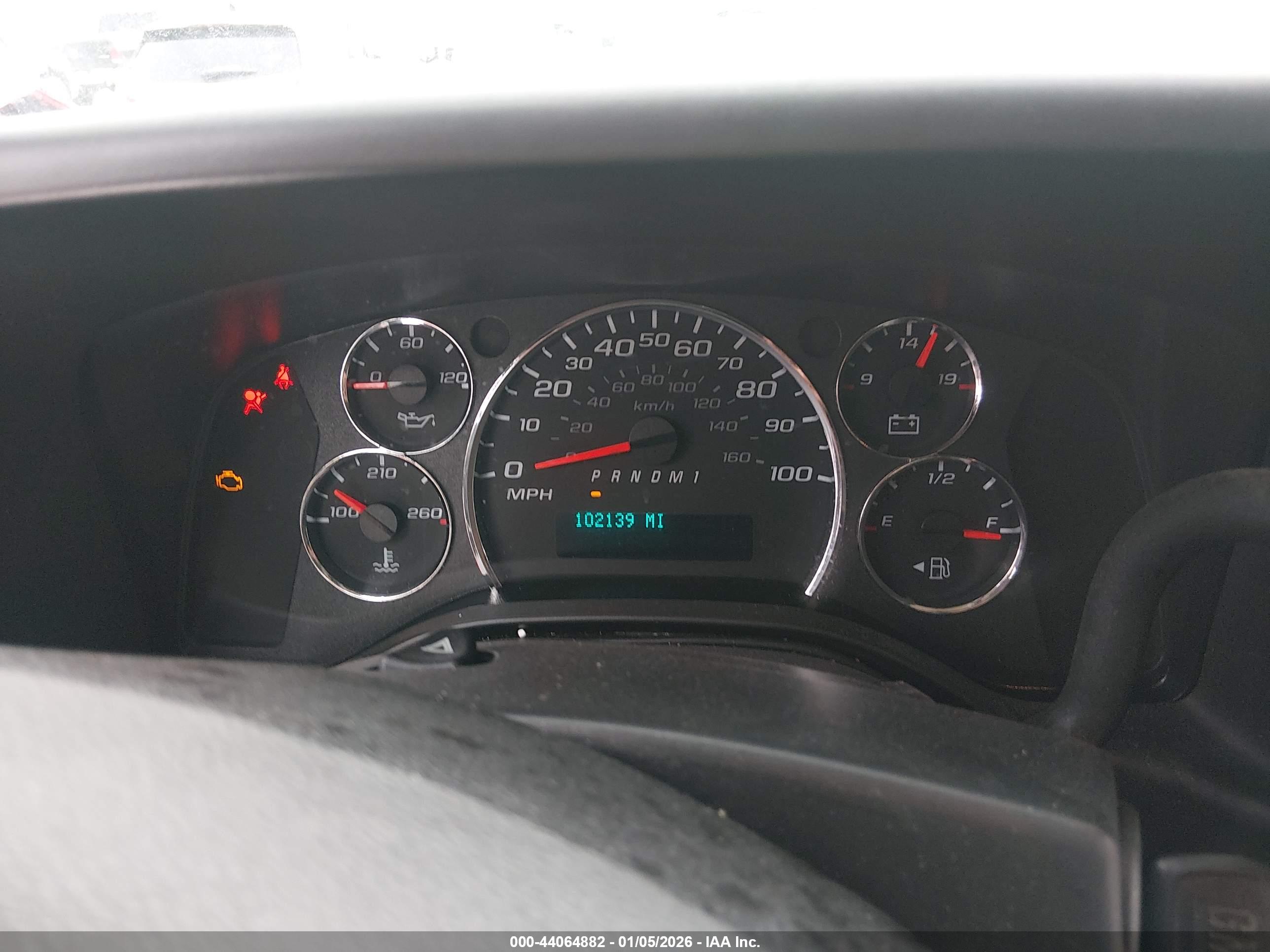 CHEVROLET EXPRESS image 7