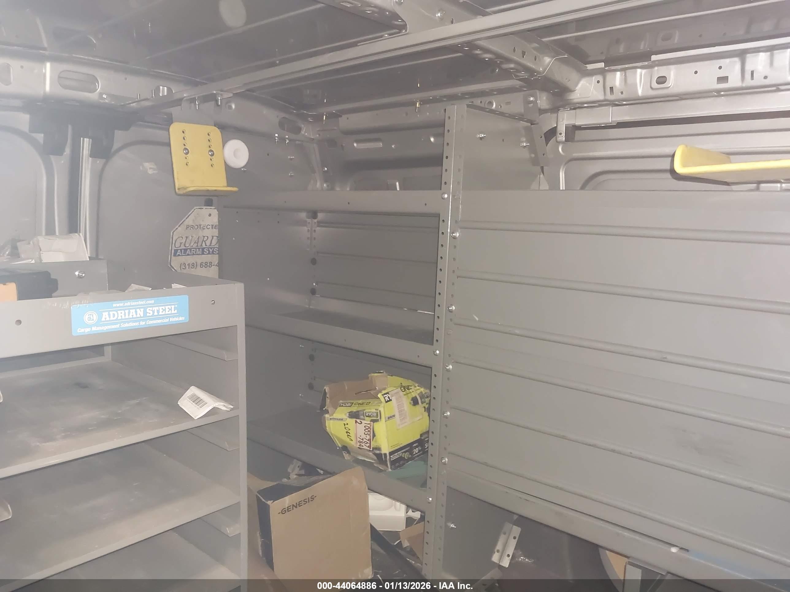 FORD TRANSIT image 8