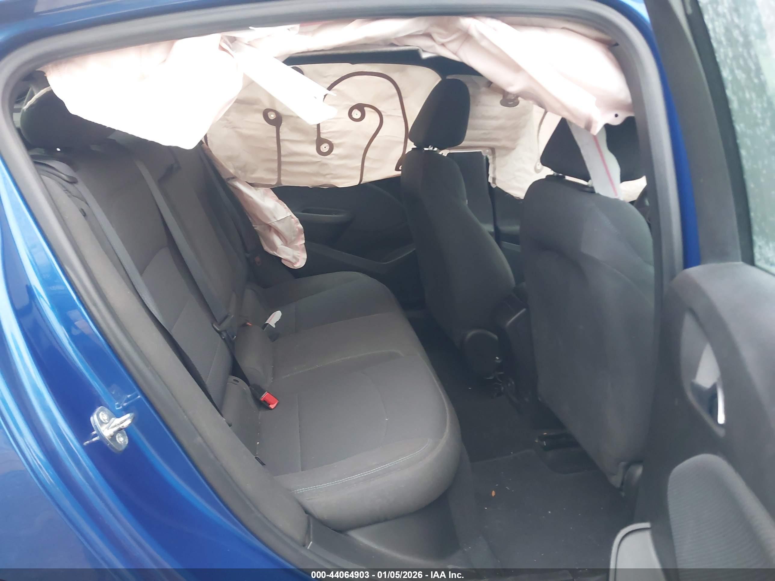 CHEVROLET CRUZE image 8