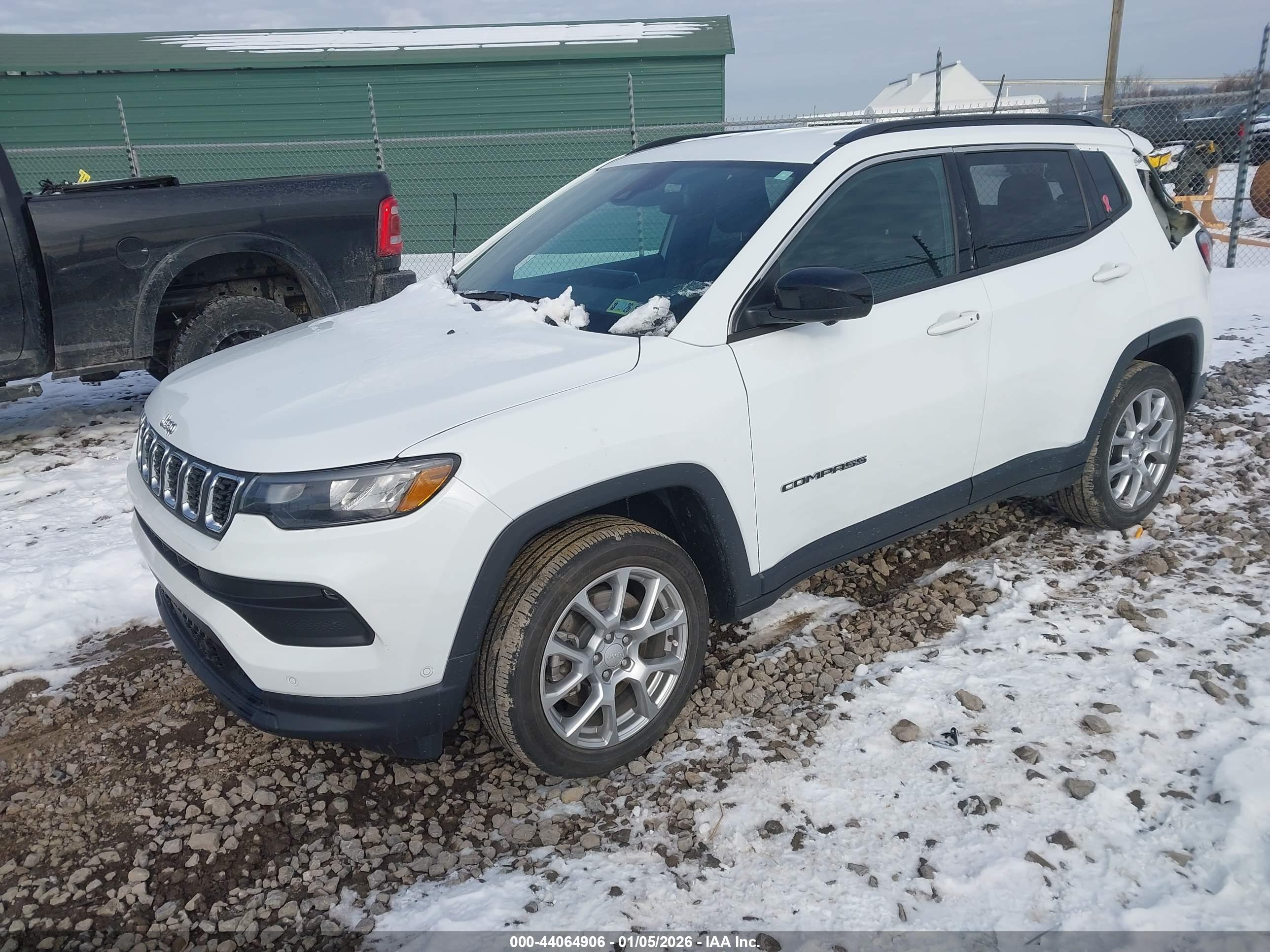 JEEP COMPASS image 2