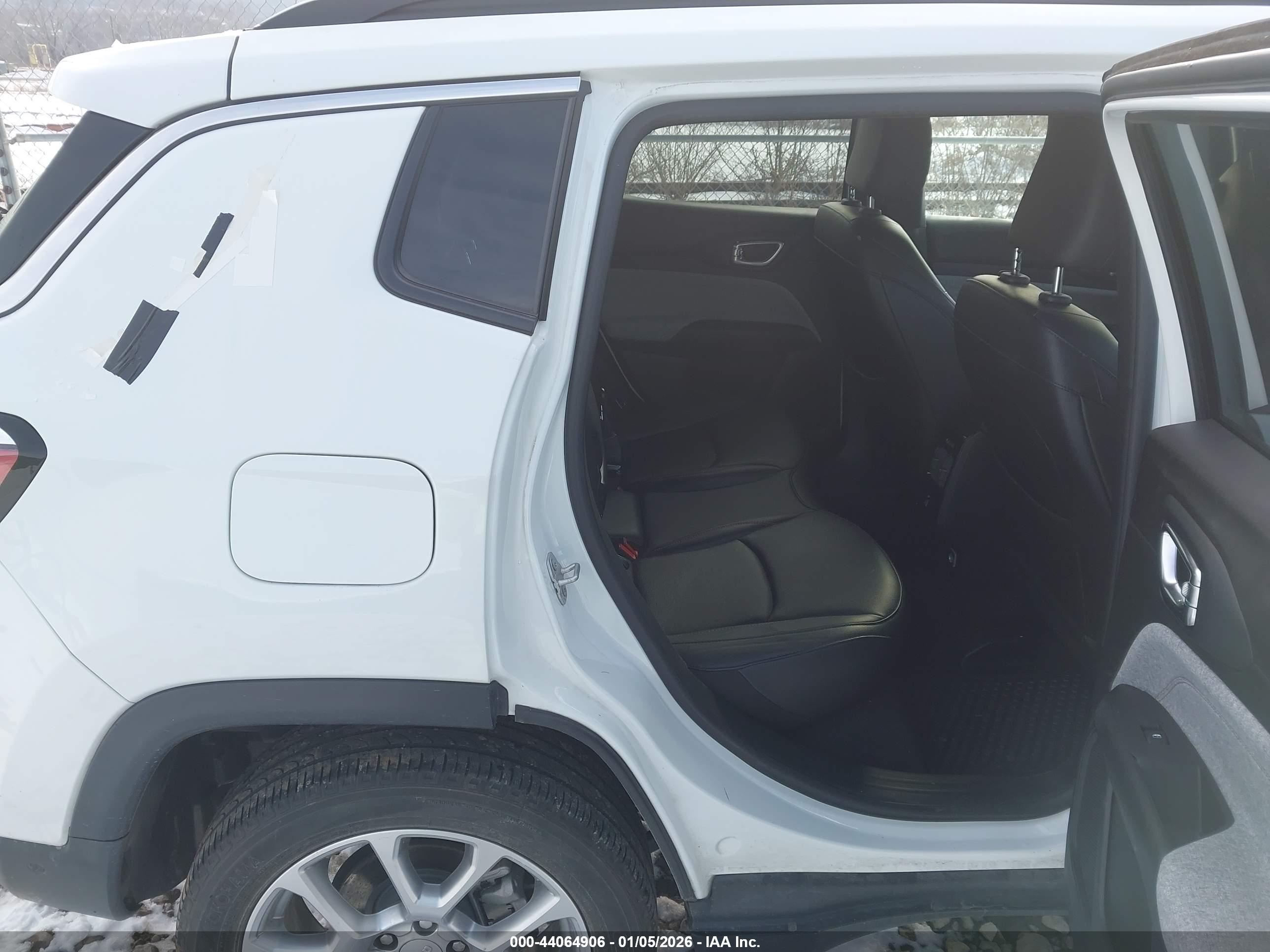 JEEP COMPASS image 8