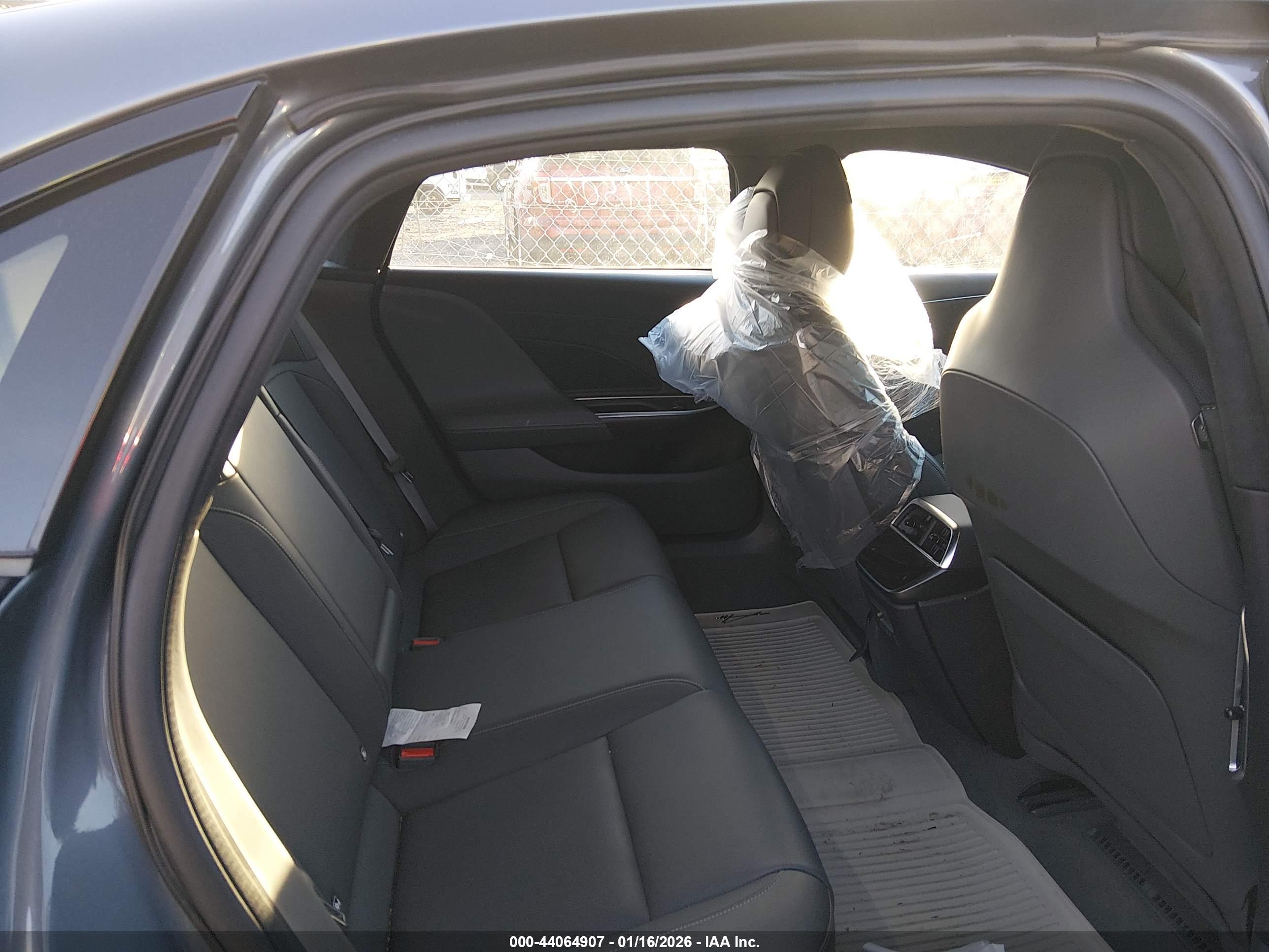 LUCID AIR image 8
