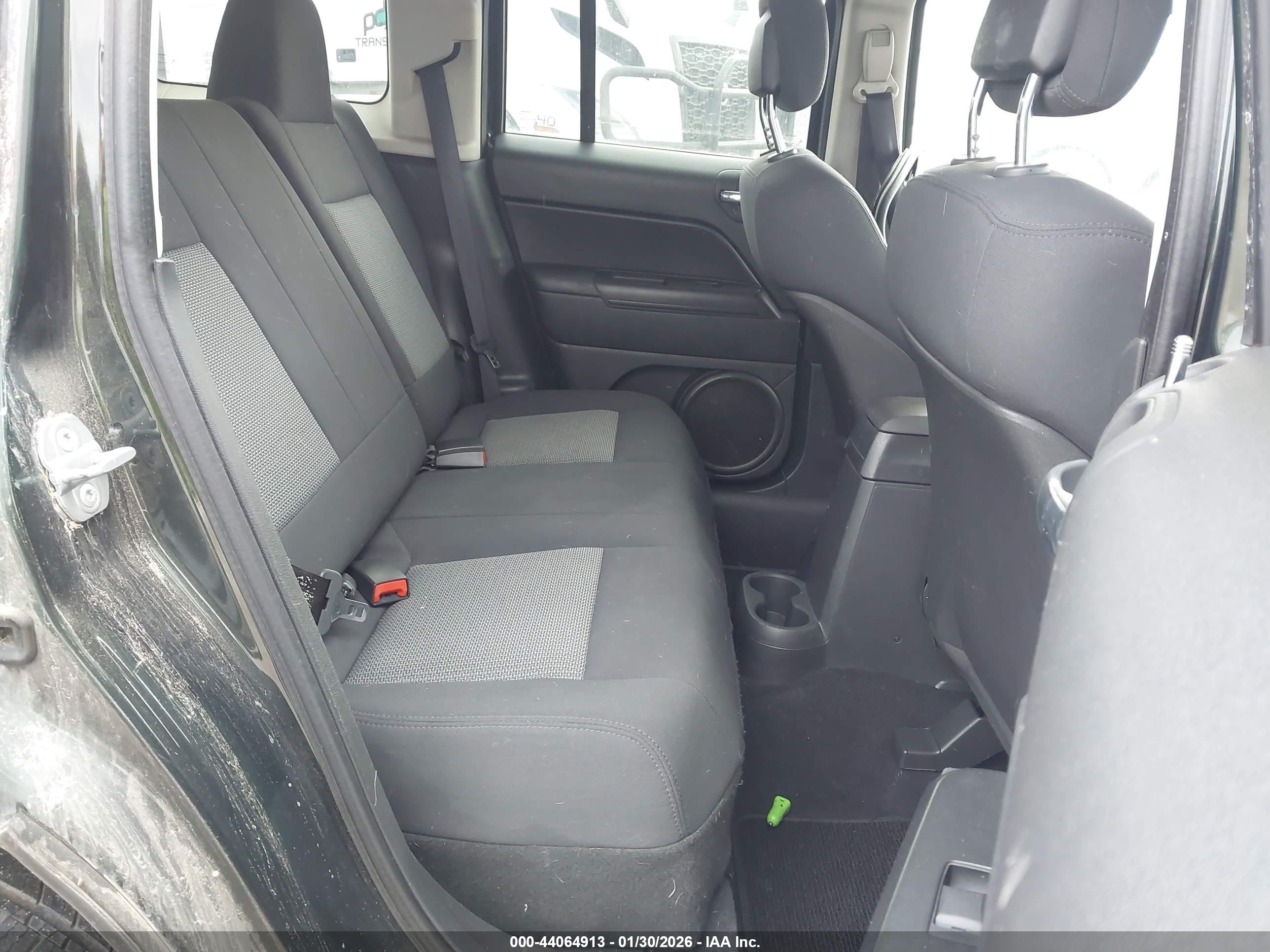 JEEP PATRIOT image 8