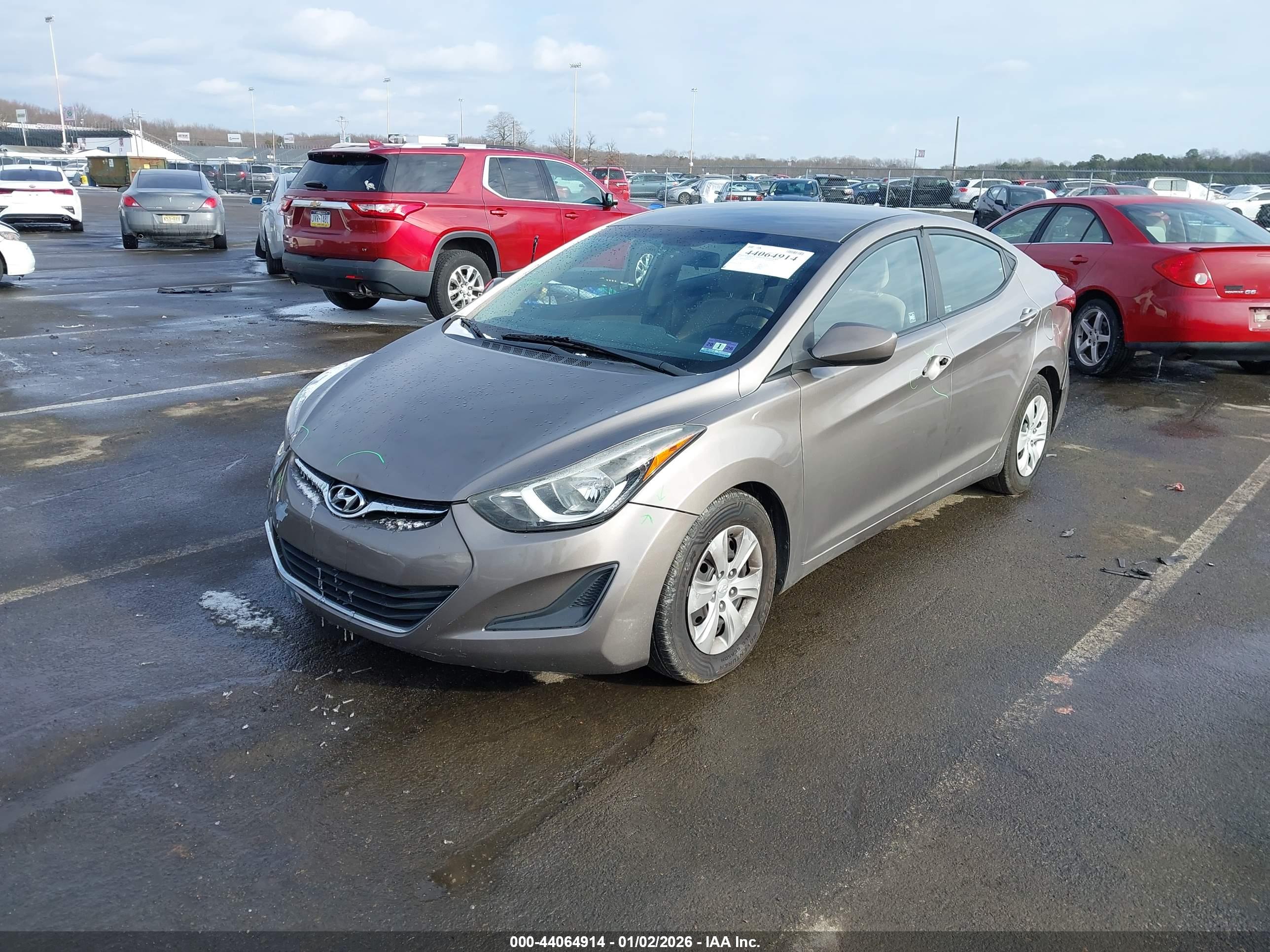 HYUNDAI ELANTRA image 2