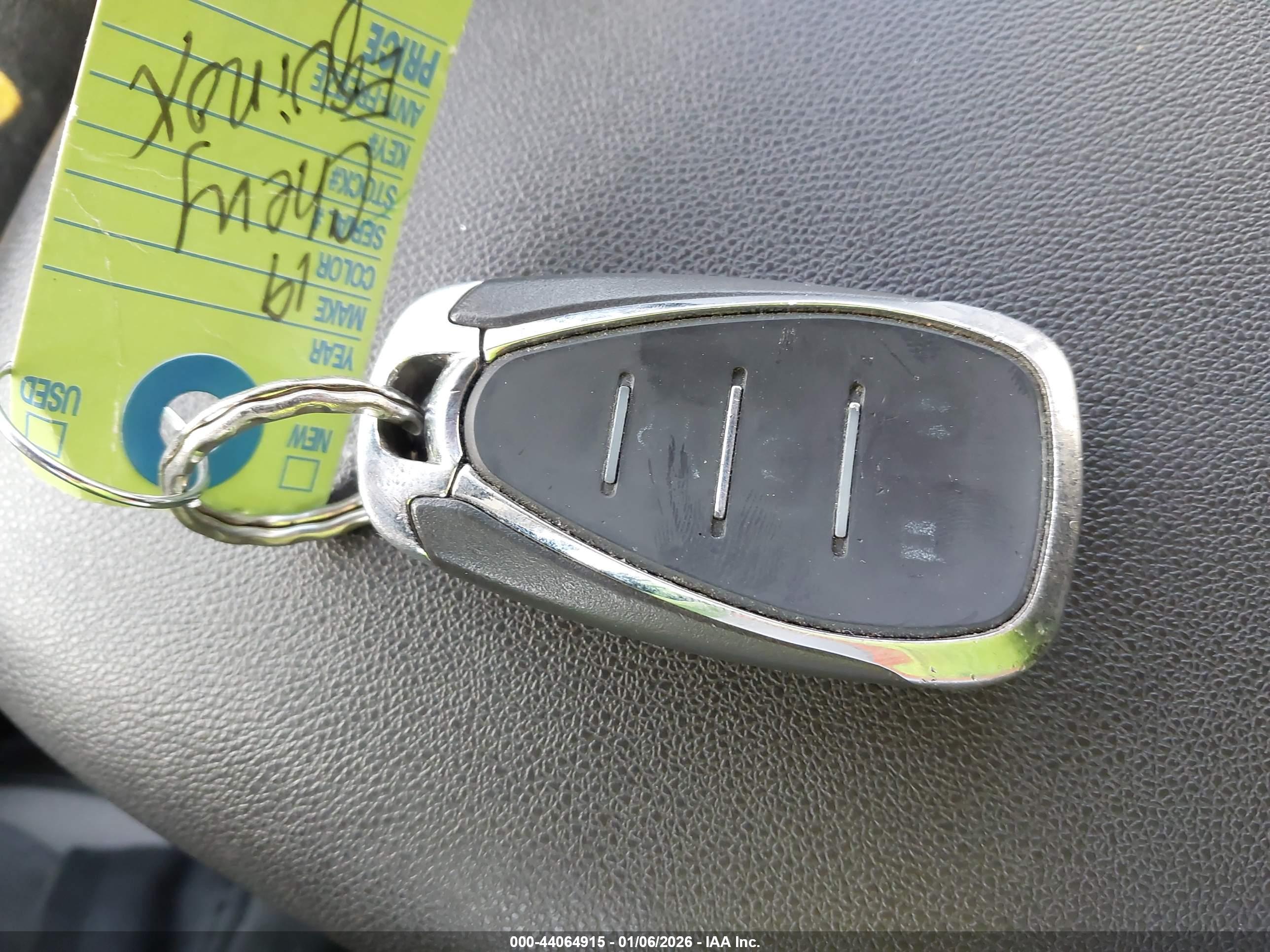 CHEVROLET EQUINOX image 11