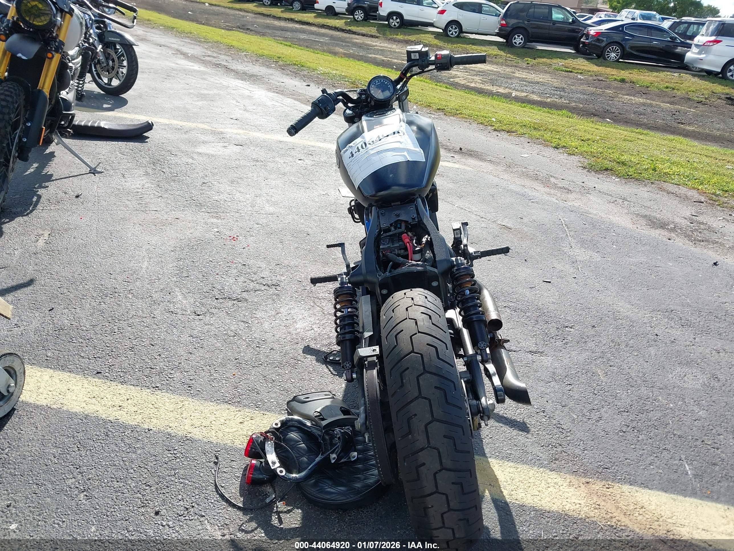 INDIAN MOTORCYCLE image 6