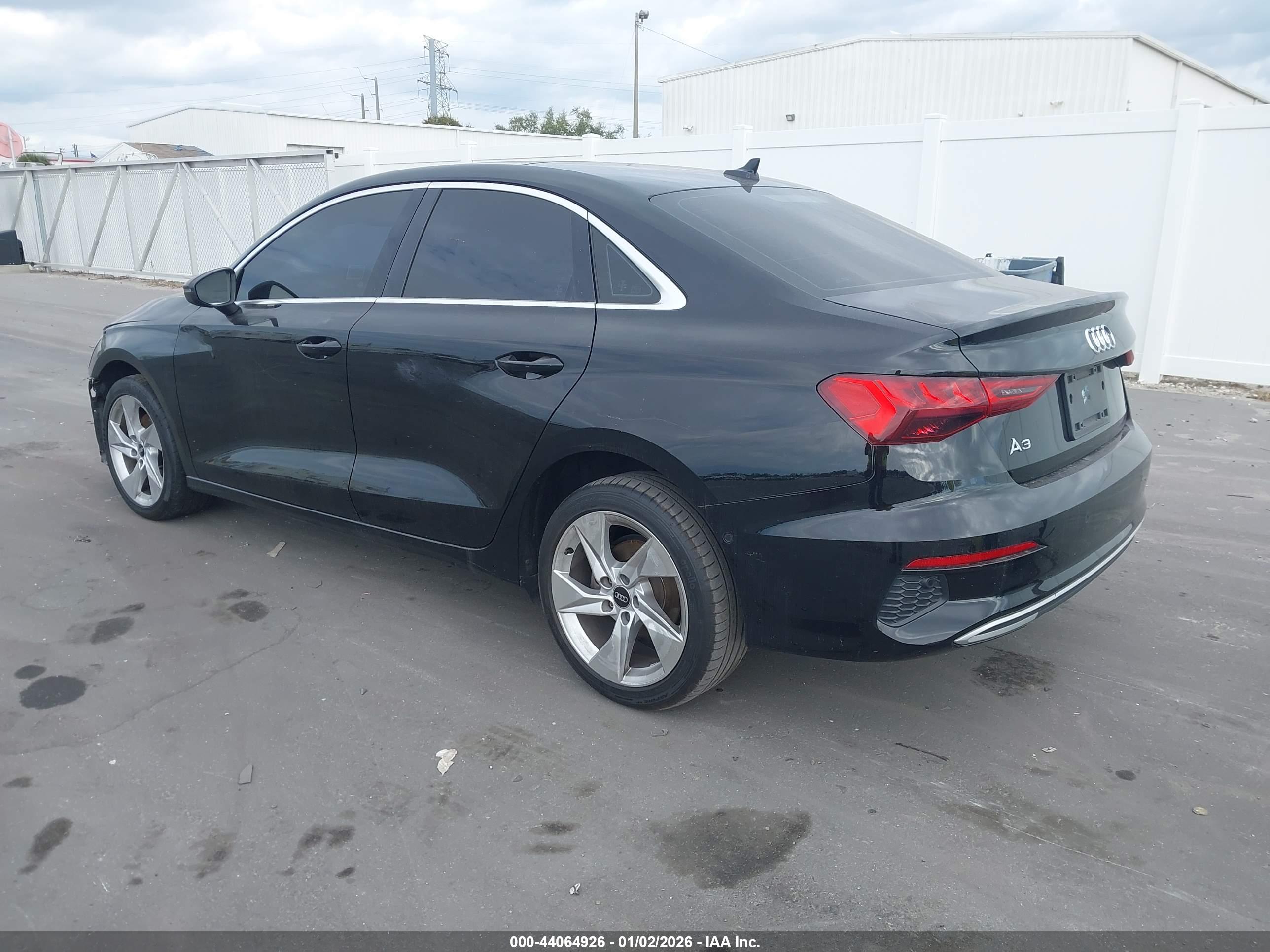 AUDI A3 image 3