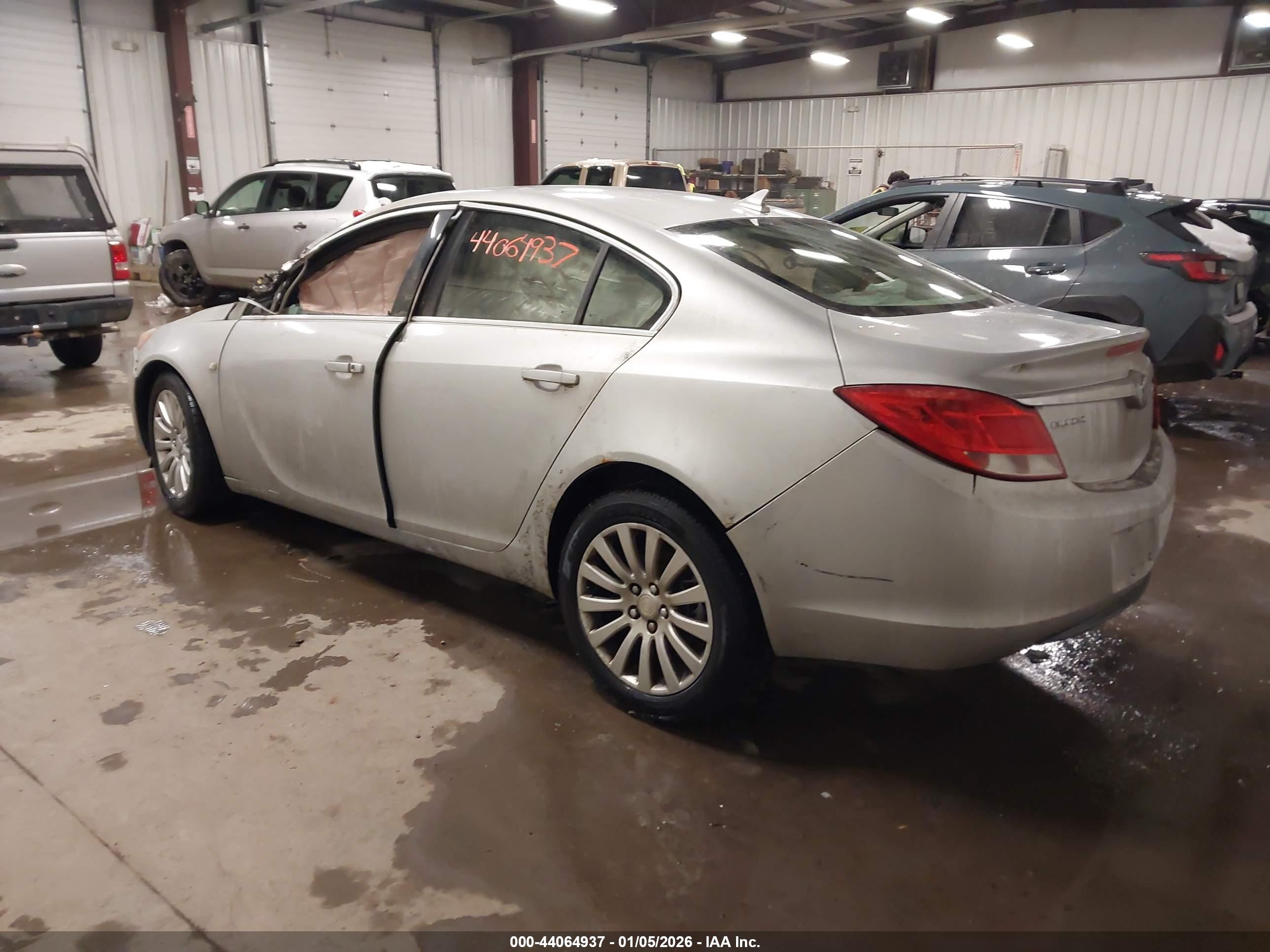 BUICK REGAL image 3
