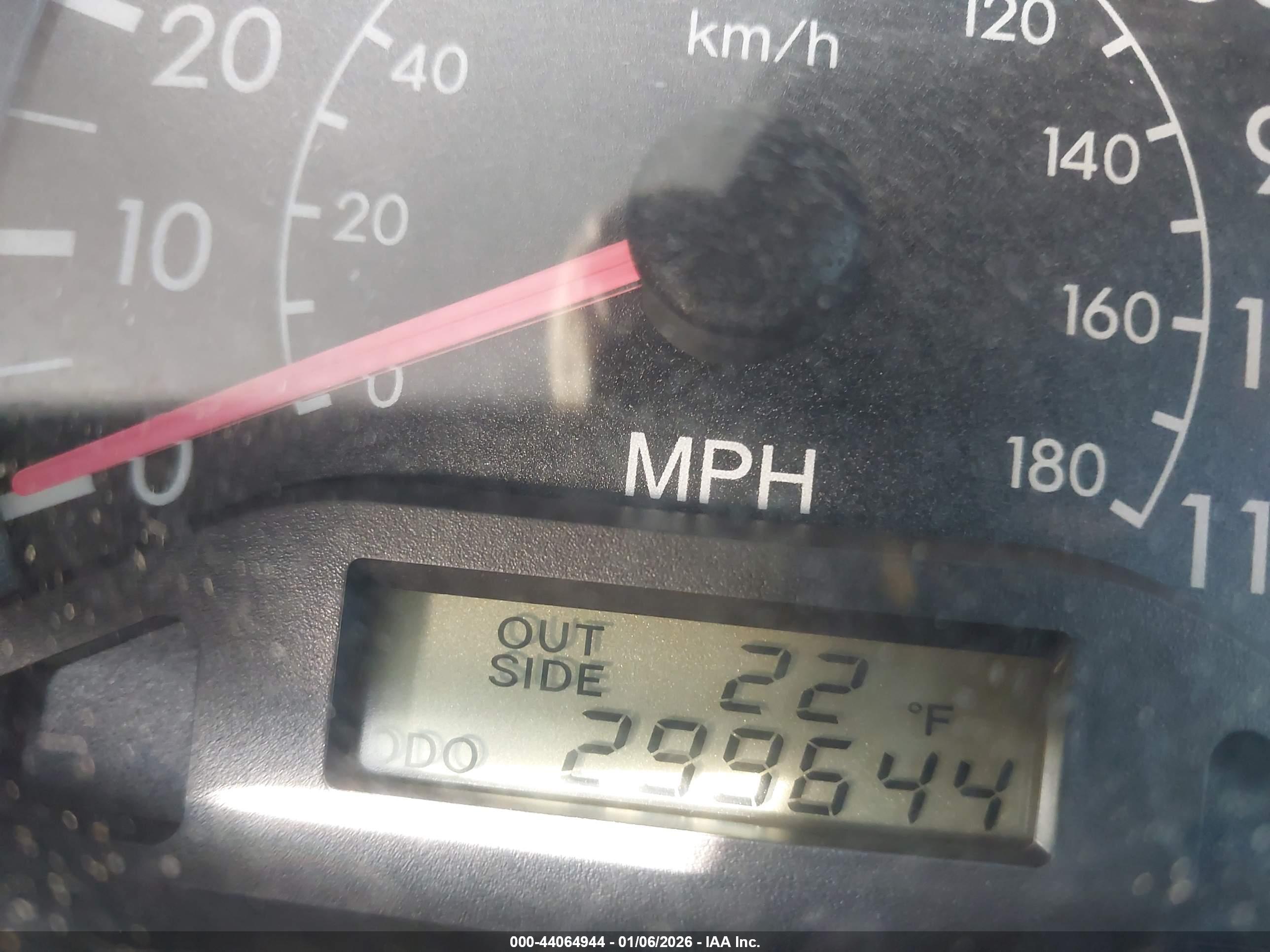 TOYOTA COROLLA image 7