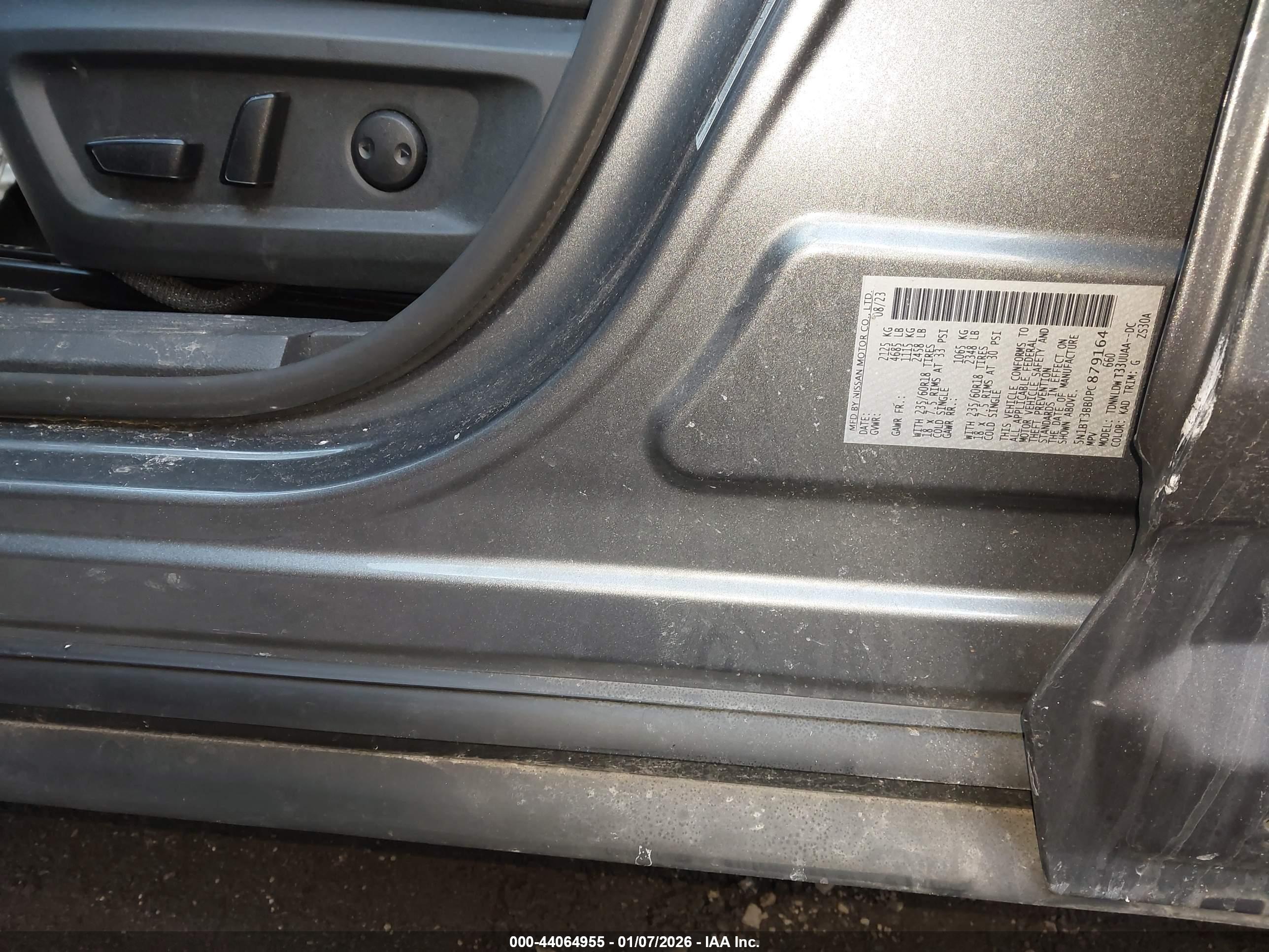 NISSAN ROGUE image 9