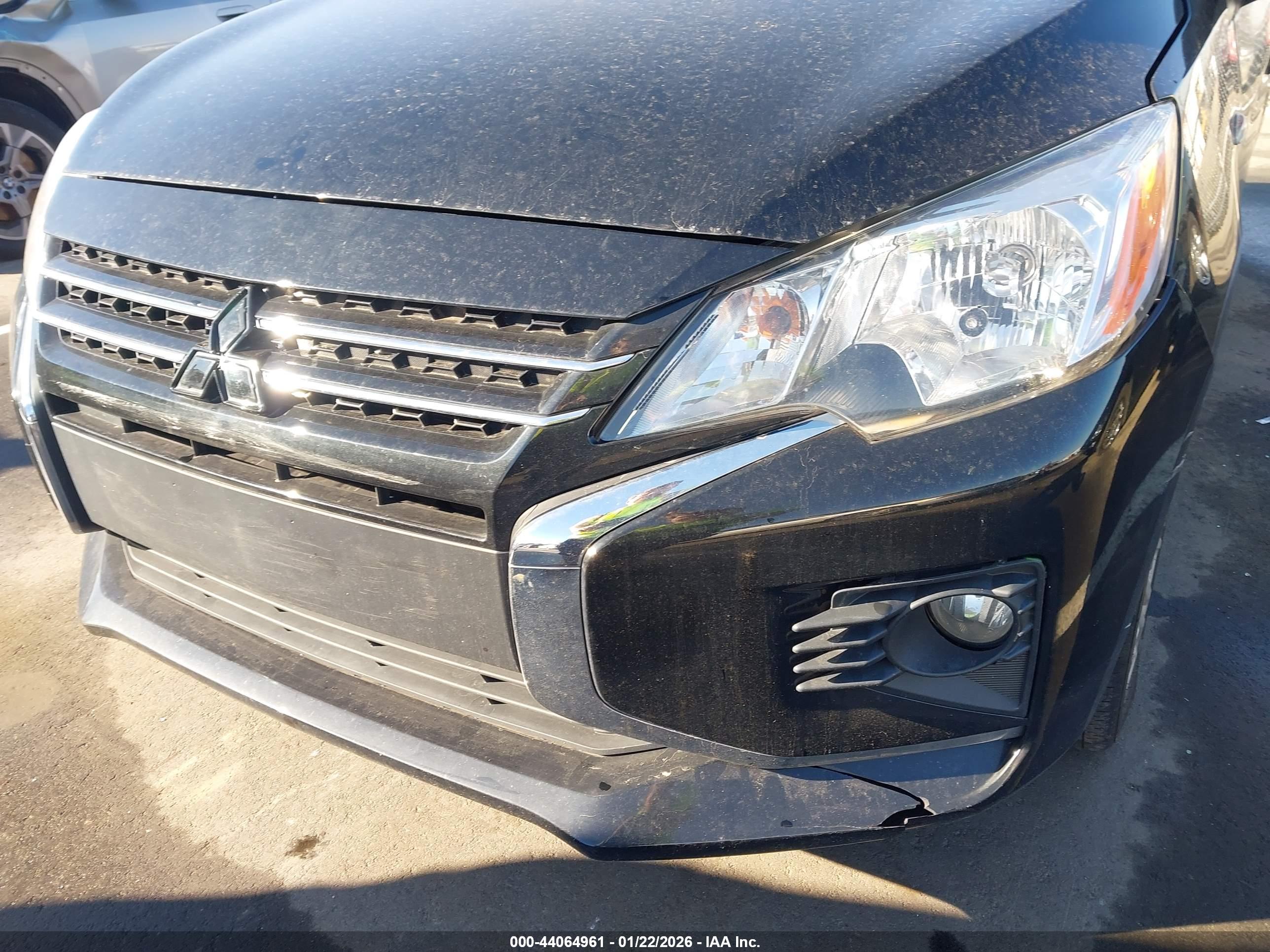 MITSUBISHI MIRAGE image 6