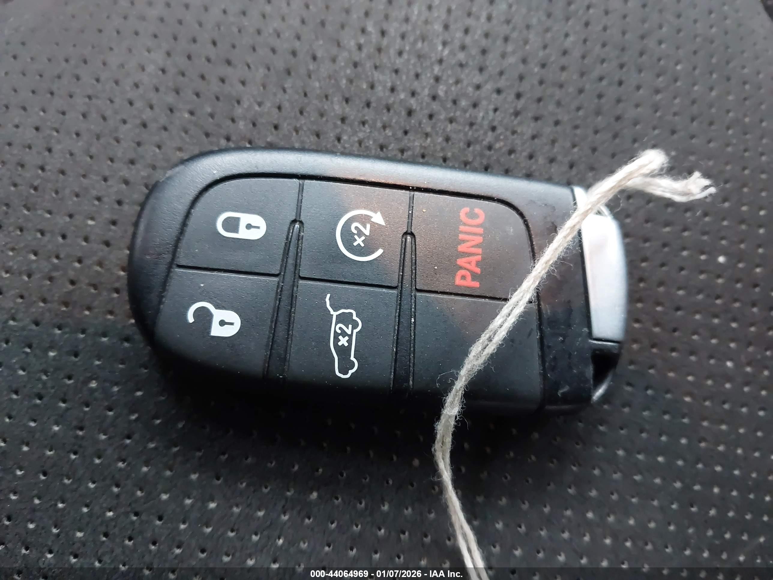 JEEP GRAND image 11