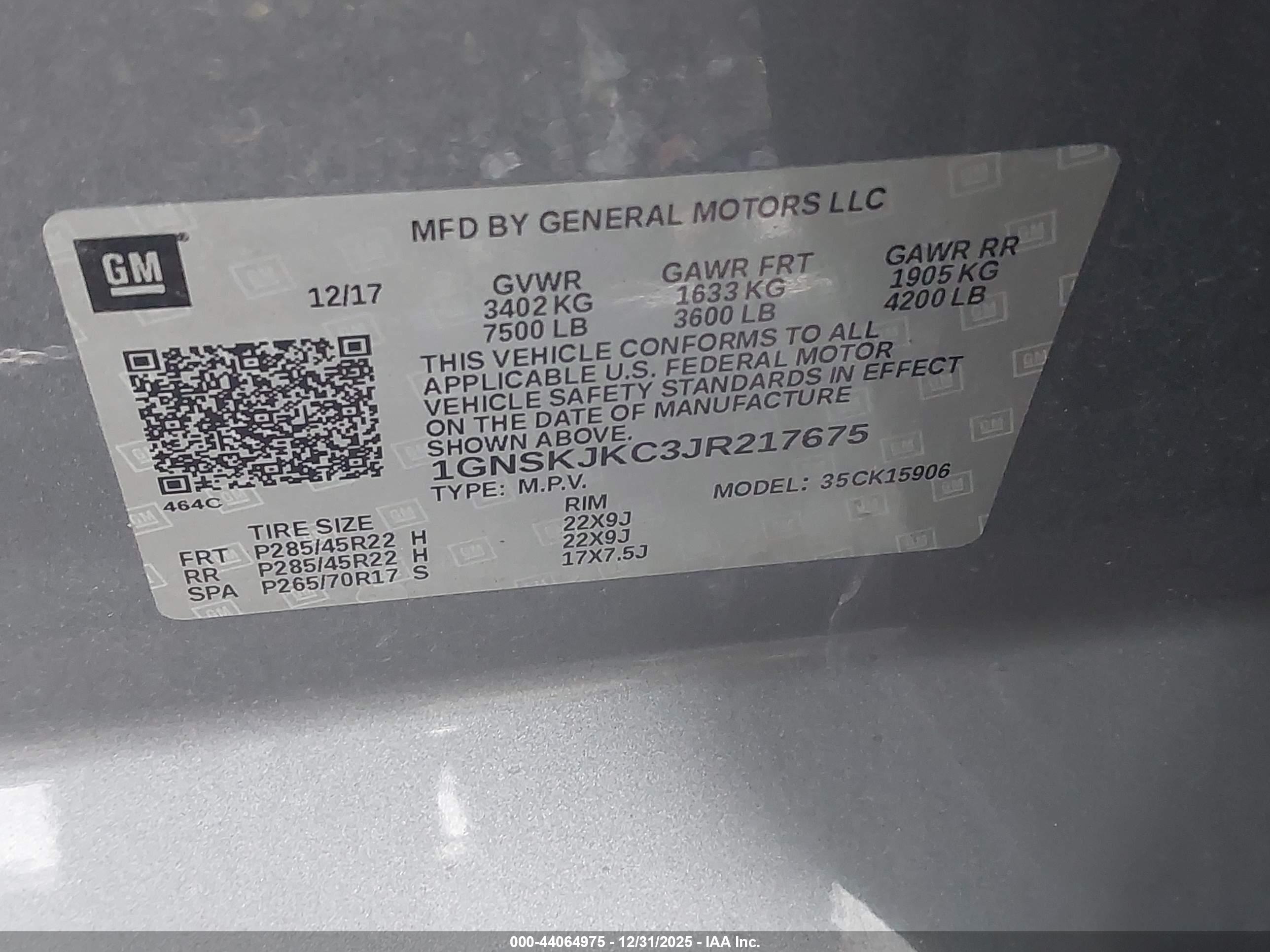 CHEVROLET SUBURBAN image 9