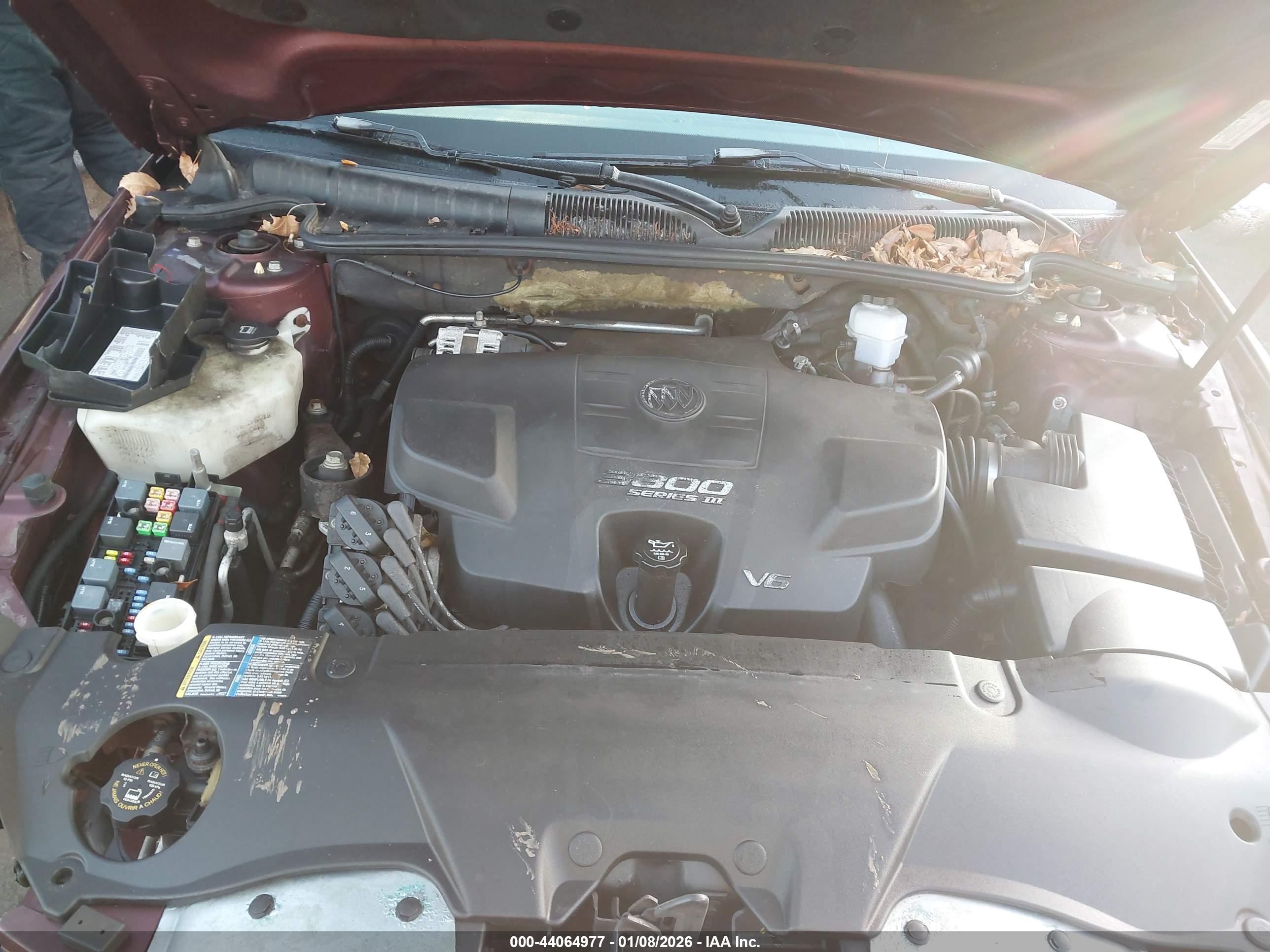 BUICK LUCERNE image 10