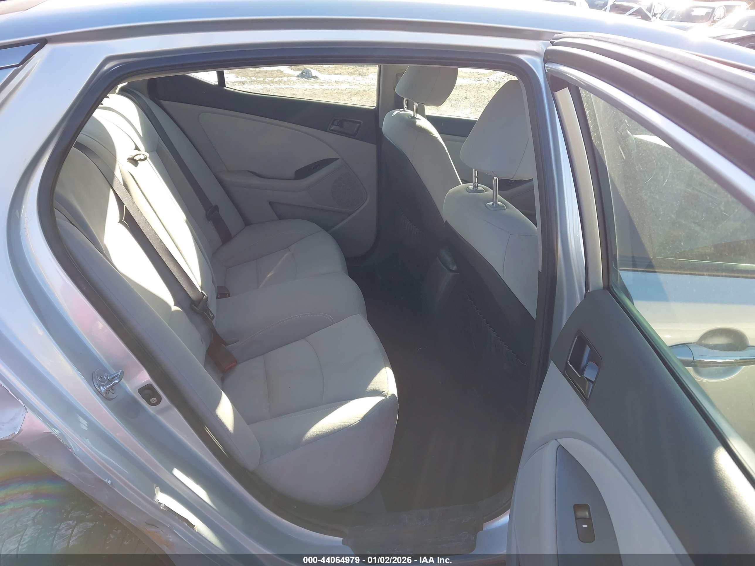 KIA OPTIMA image 8
