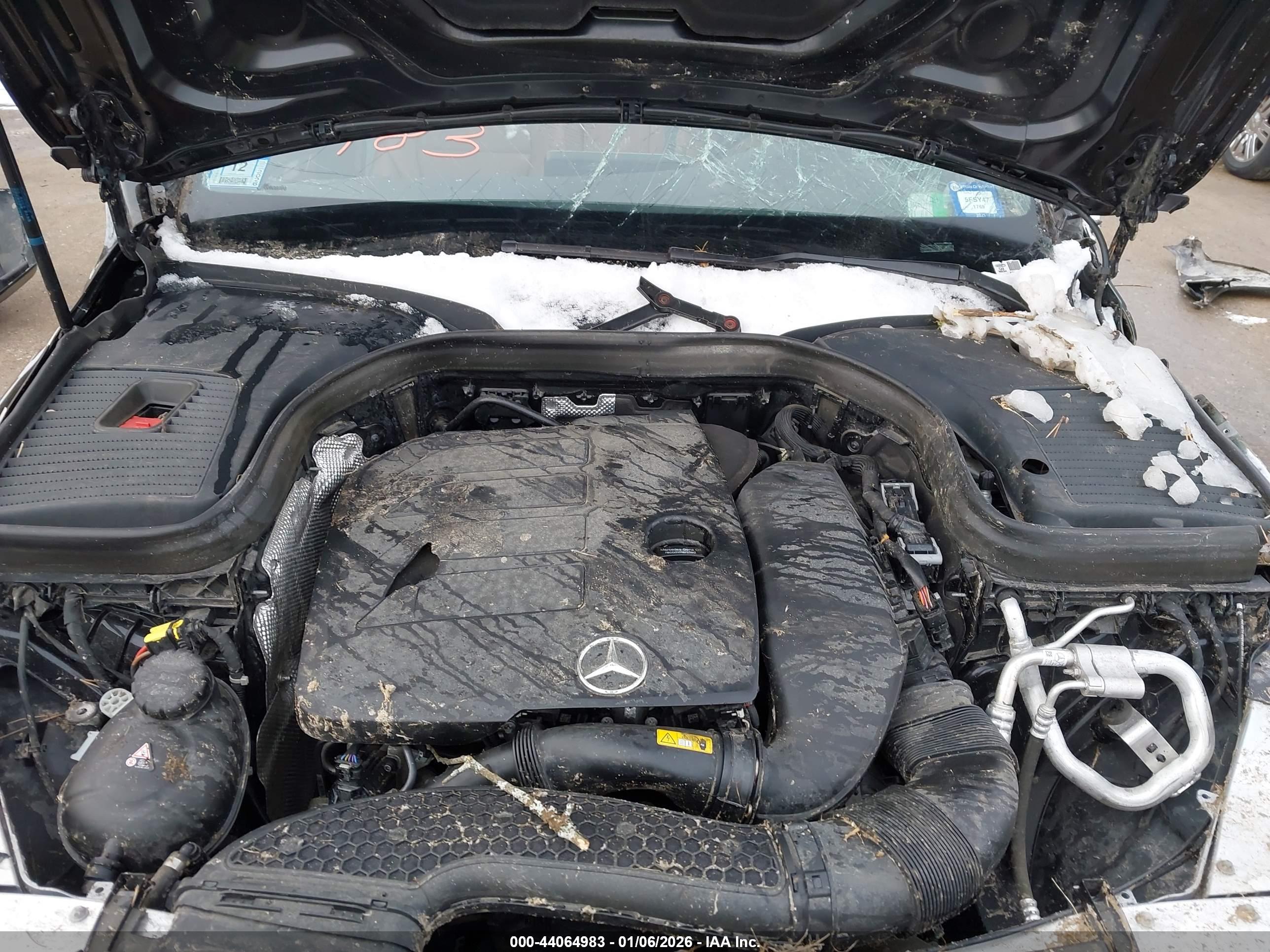 MERCEDES-BENZ GLC image 10