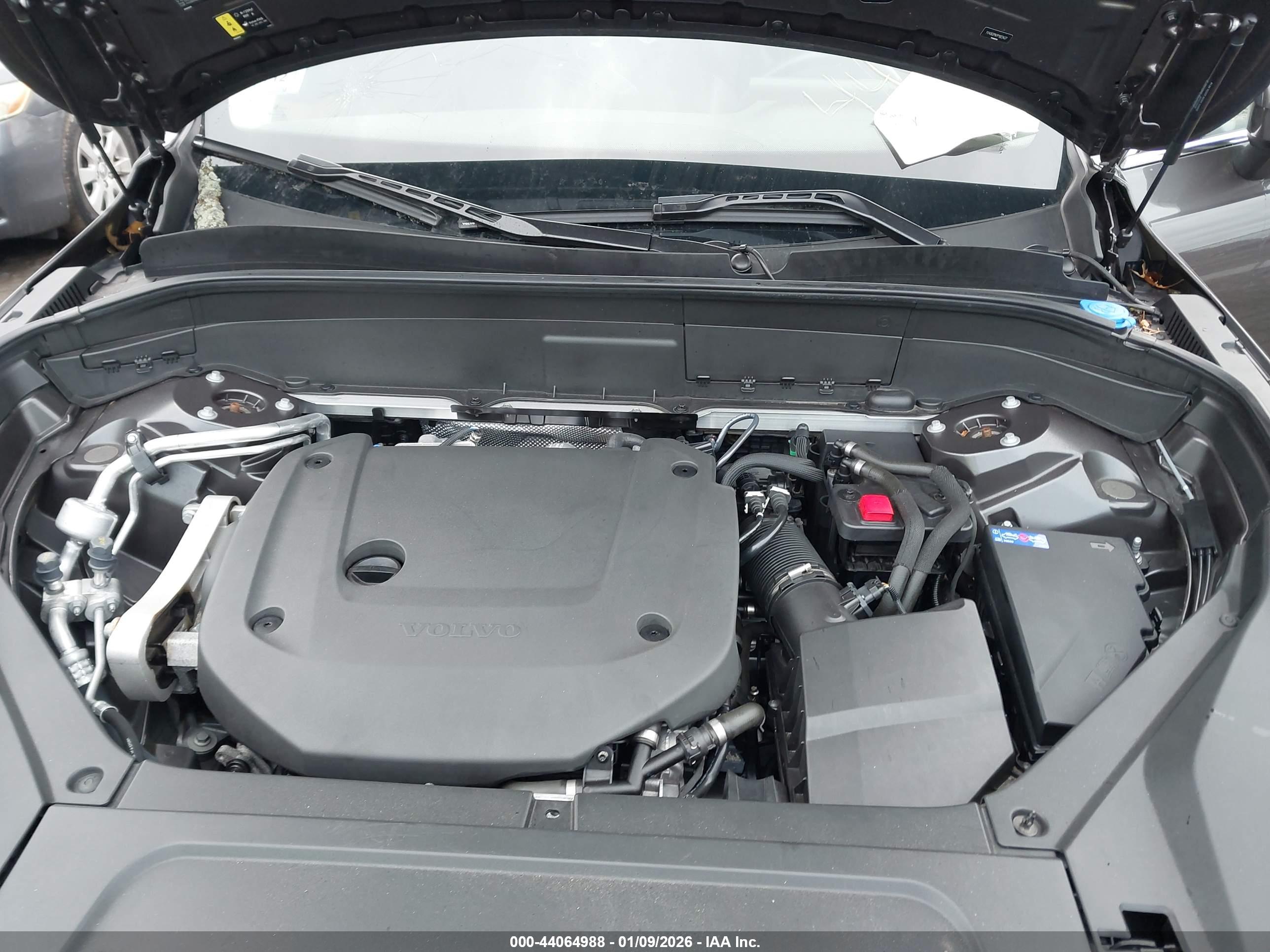 VOLVO XC90 image 10