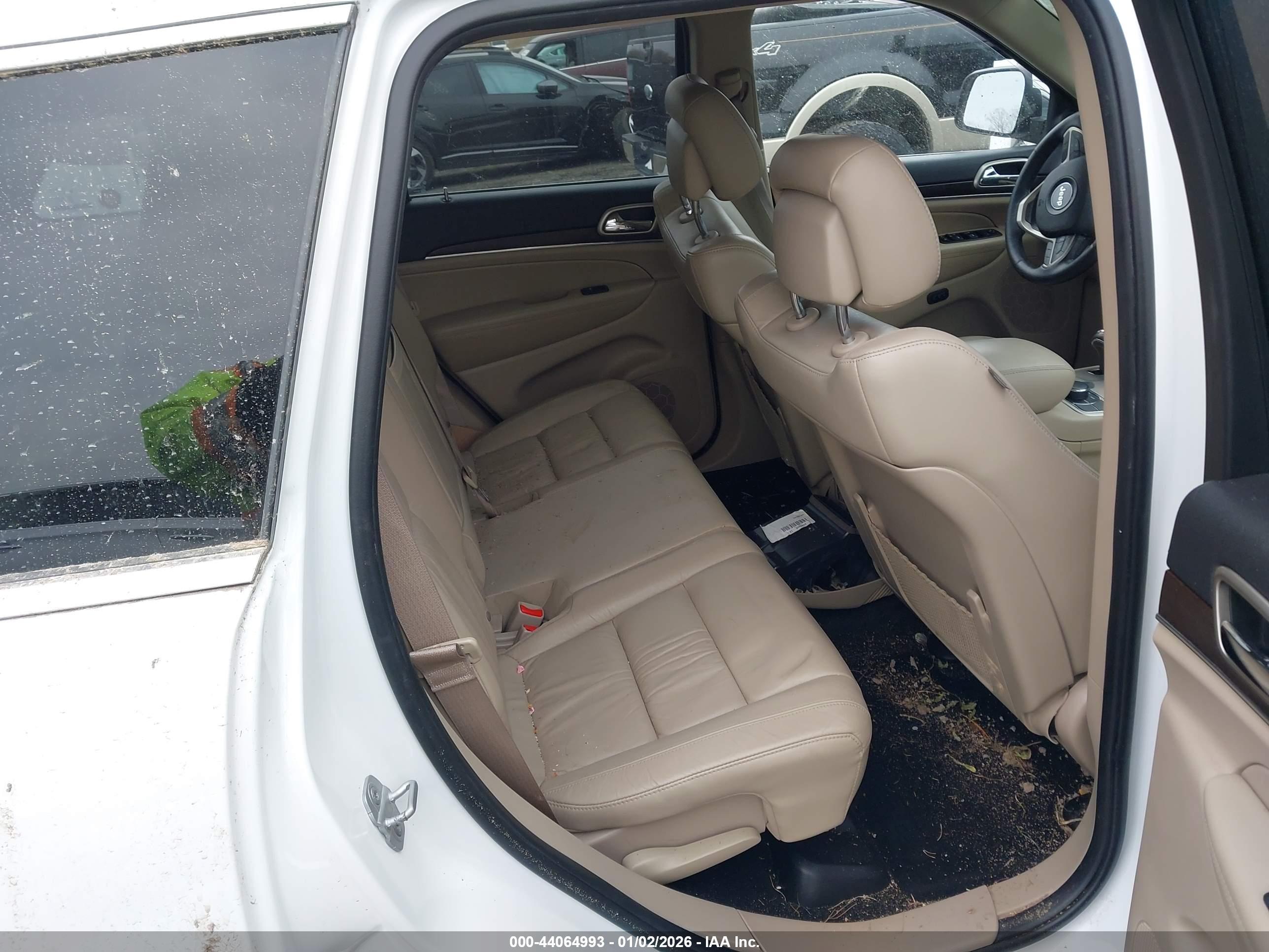 JEEP GRAND image 8