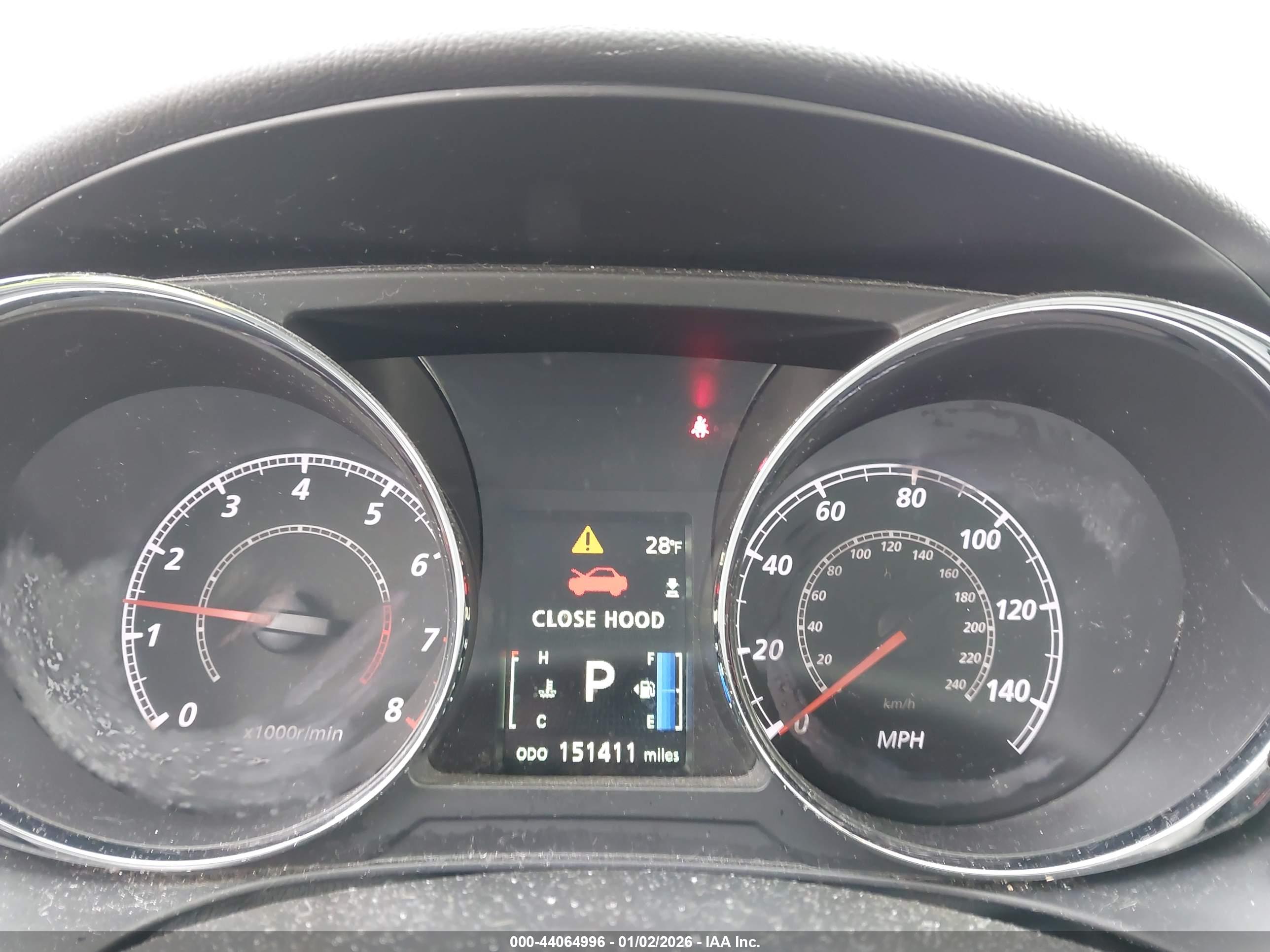 MITSUBISHI OUTLANDER image 7