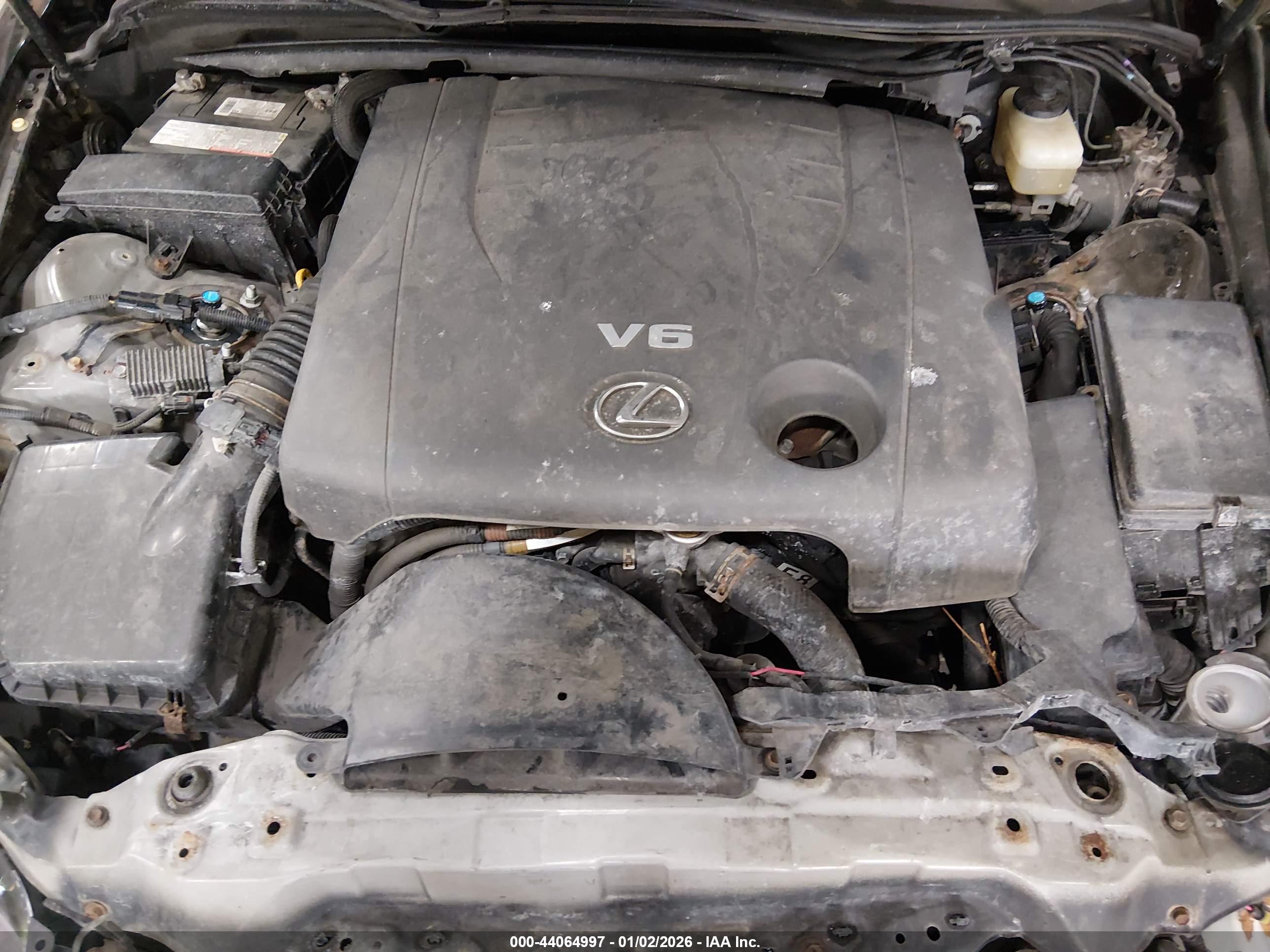 LEXUS IS image 10