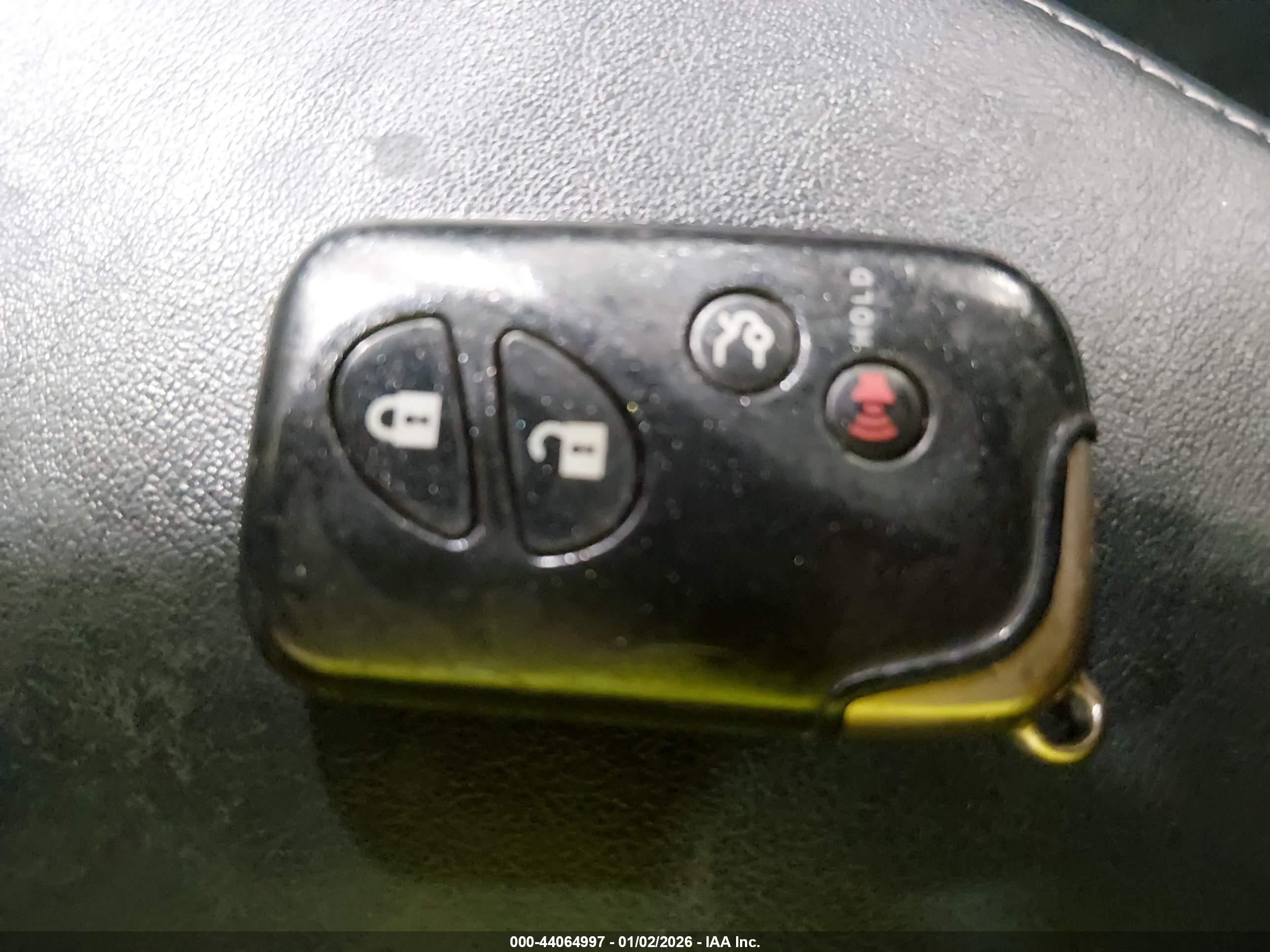 LEXUS IS image 11