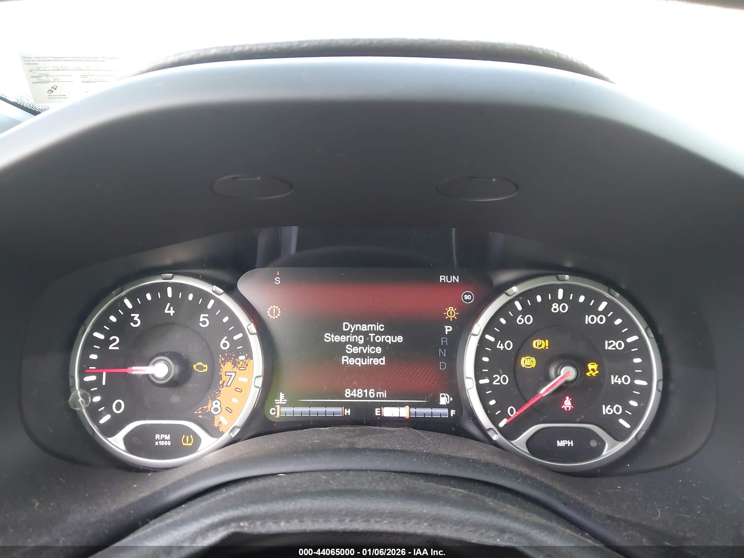 JEEP RENEGADE image 7
