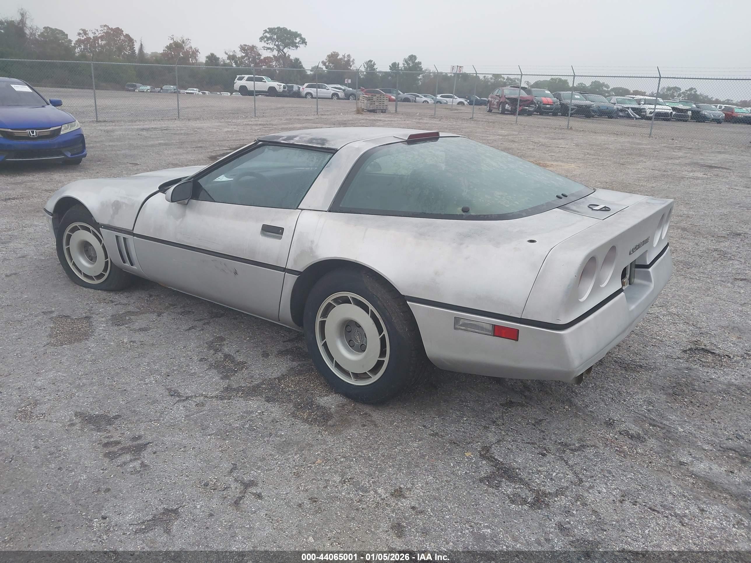 CHEVROLET CORVETTE image 3