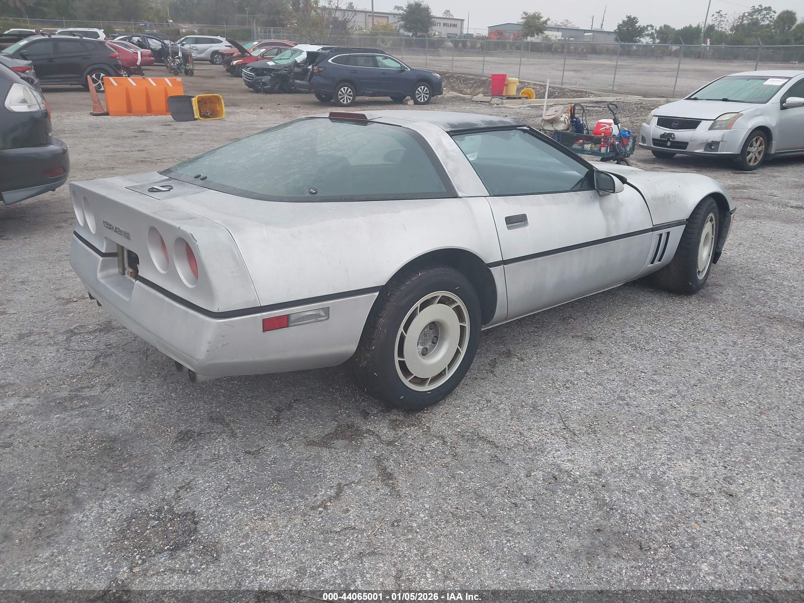 CHEVROLET CORVETTE image 4