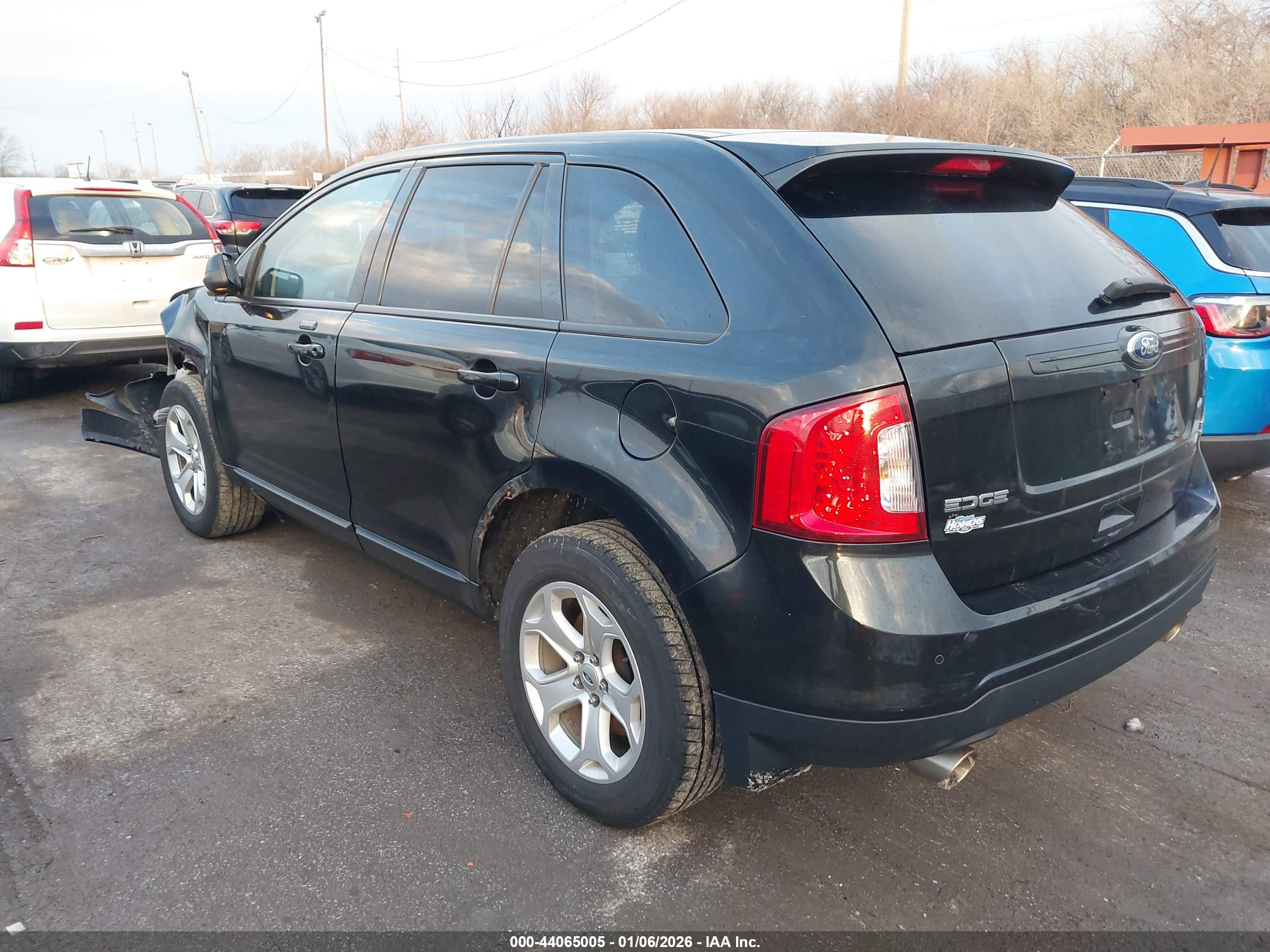 FORD EDGE image 3