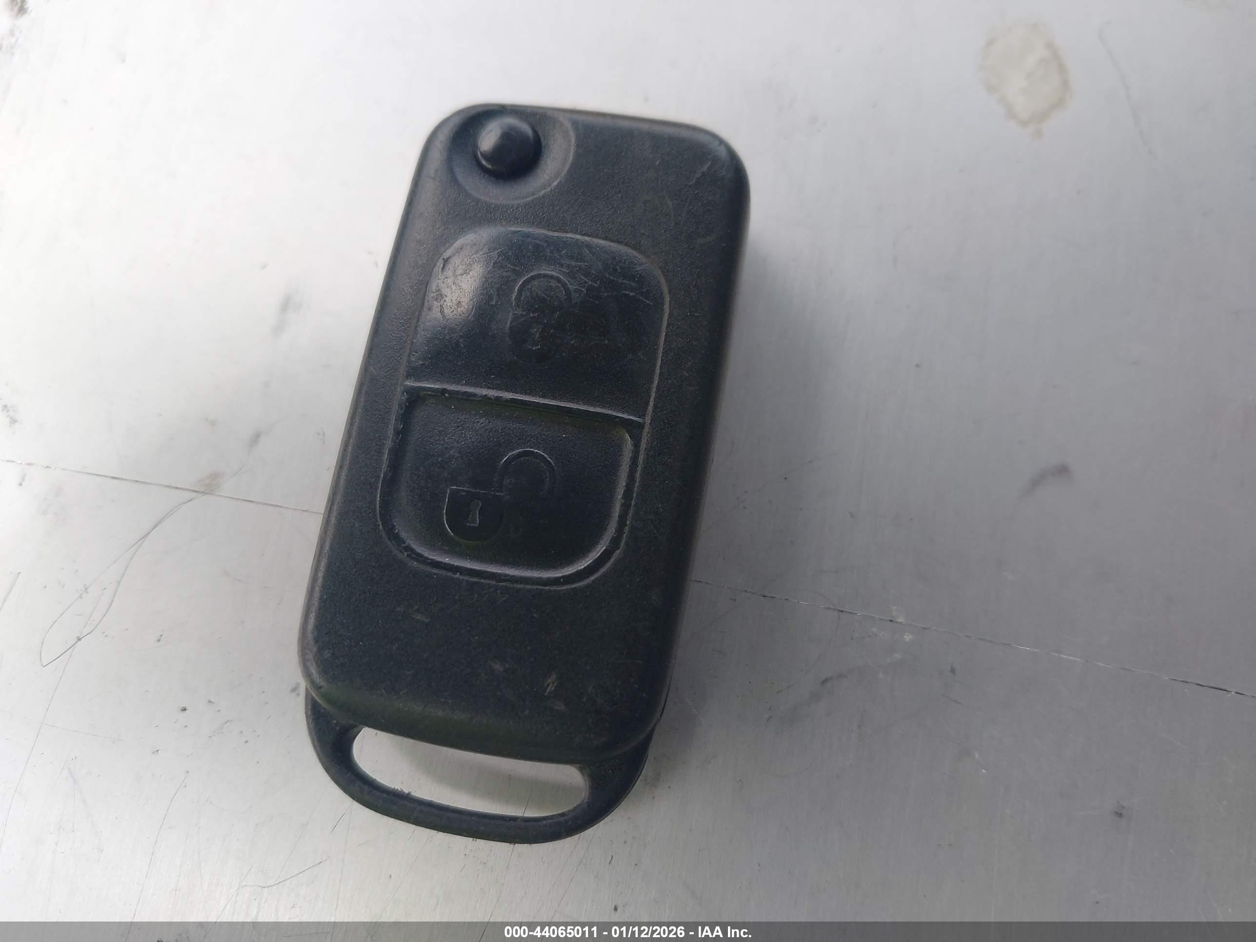 MERCEDES BENZ image 11