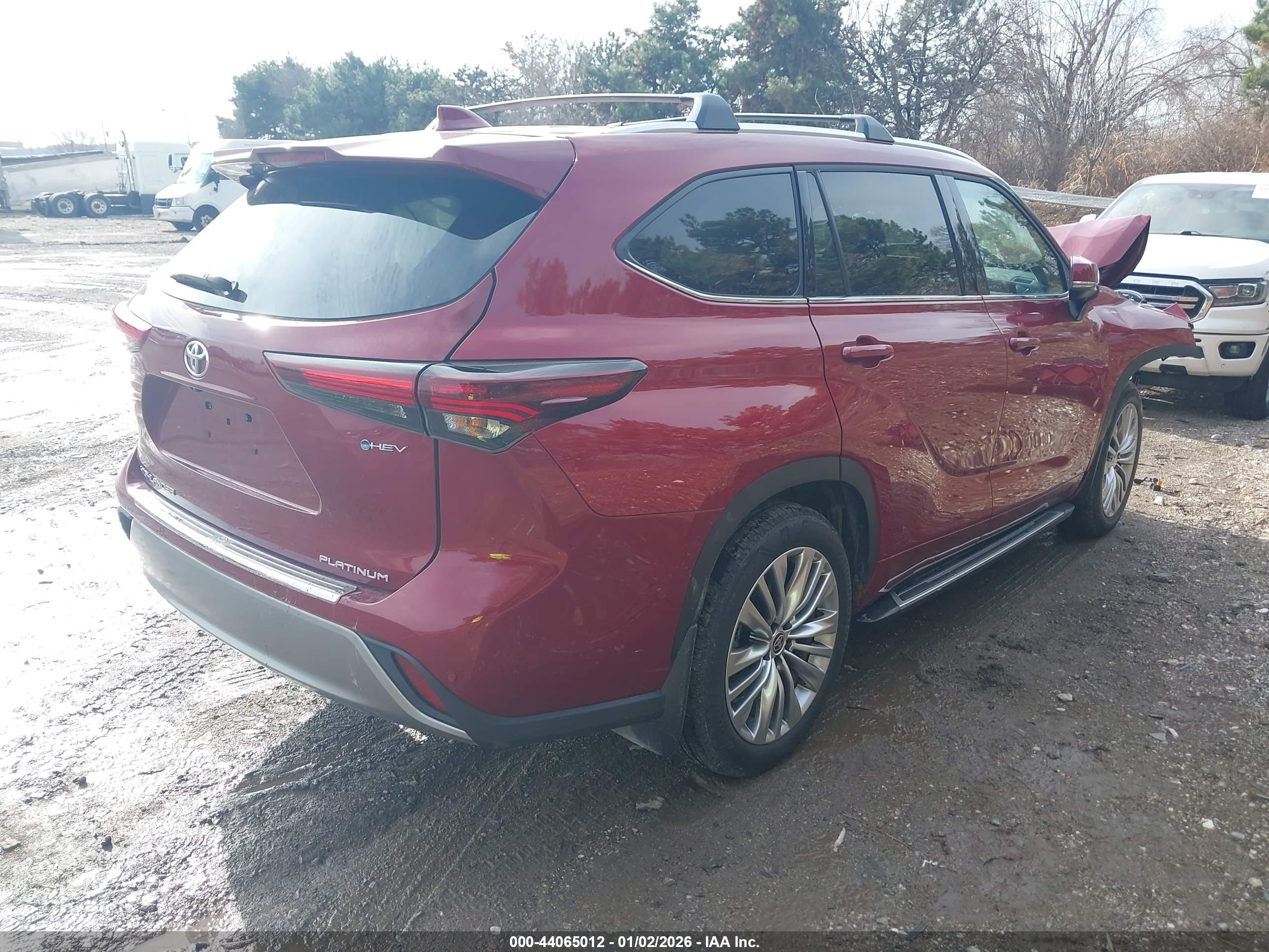 TOYOTA HIGHLANDER image 4
