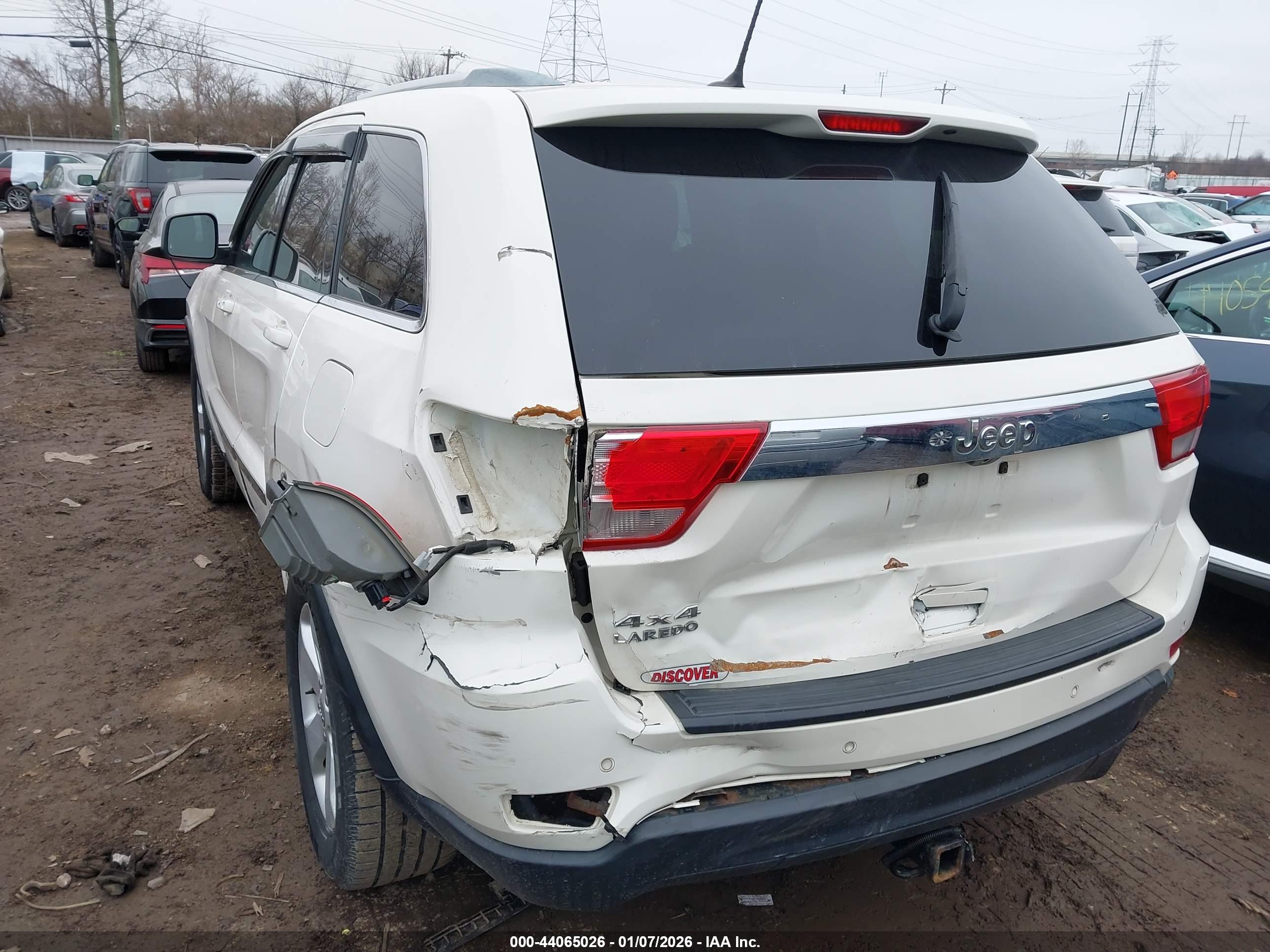 JEEP GRAND image 6