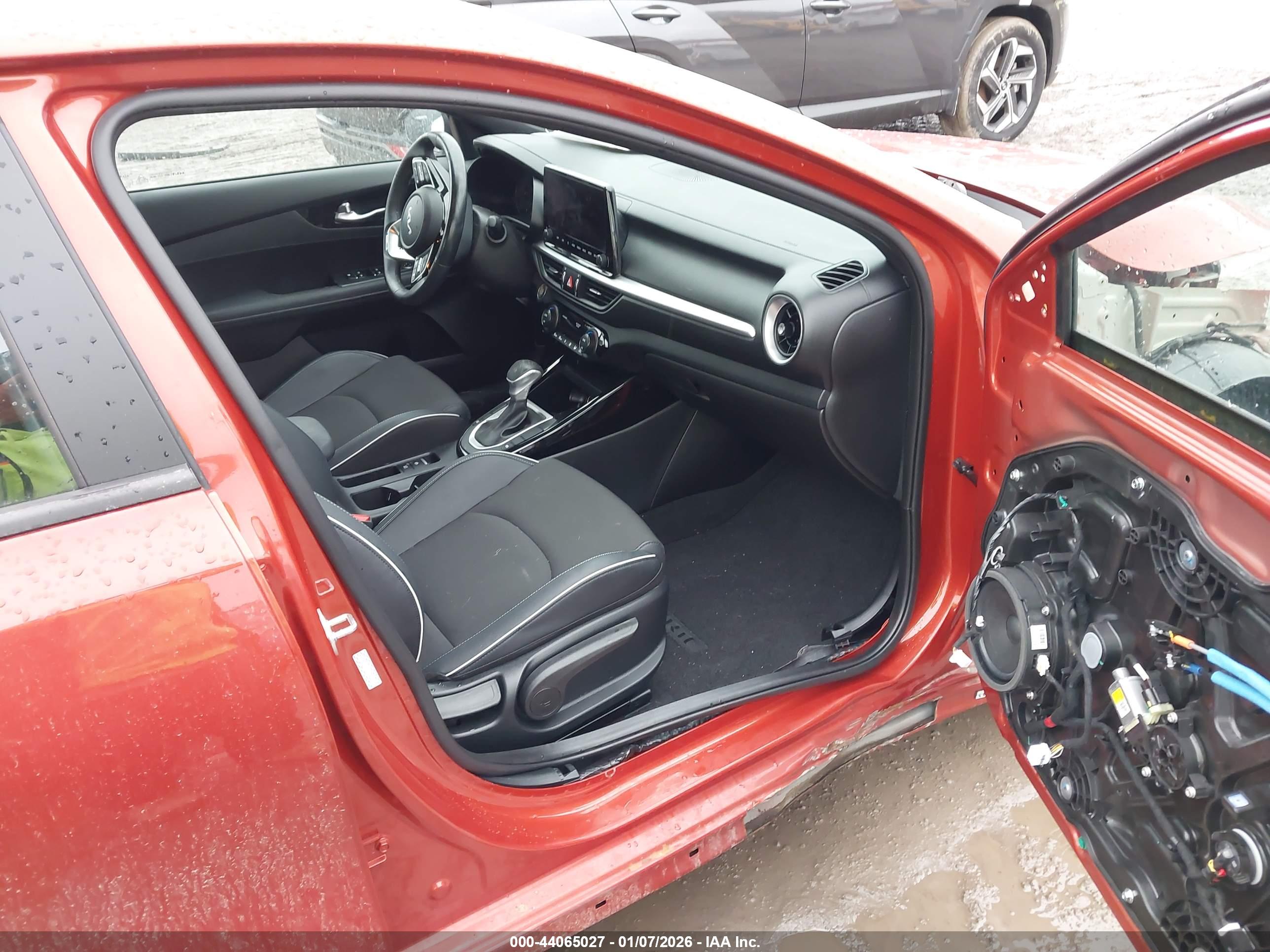 KIA FORTE image 5